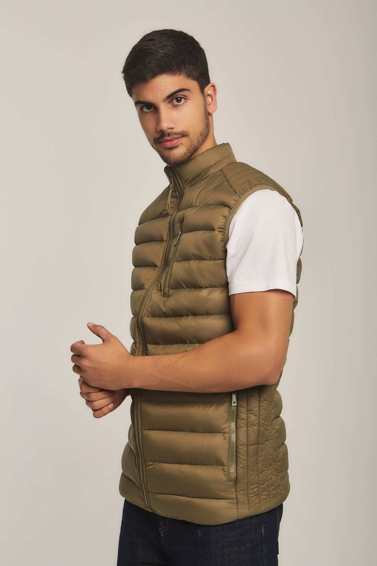 Men Regular Fit Vest - Green
