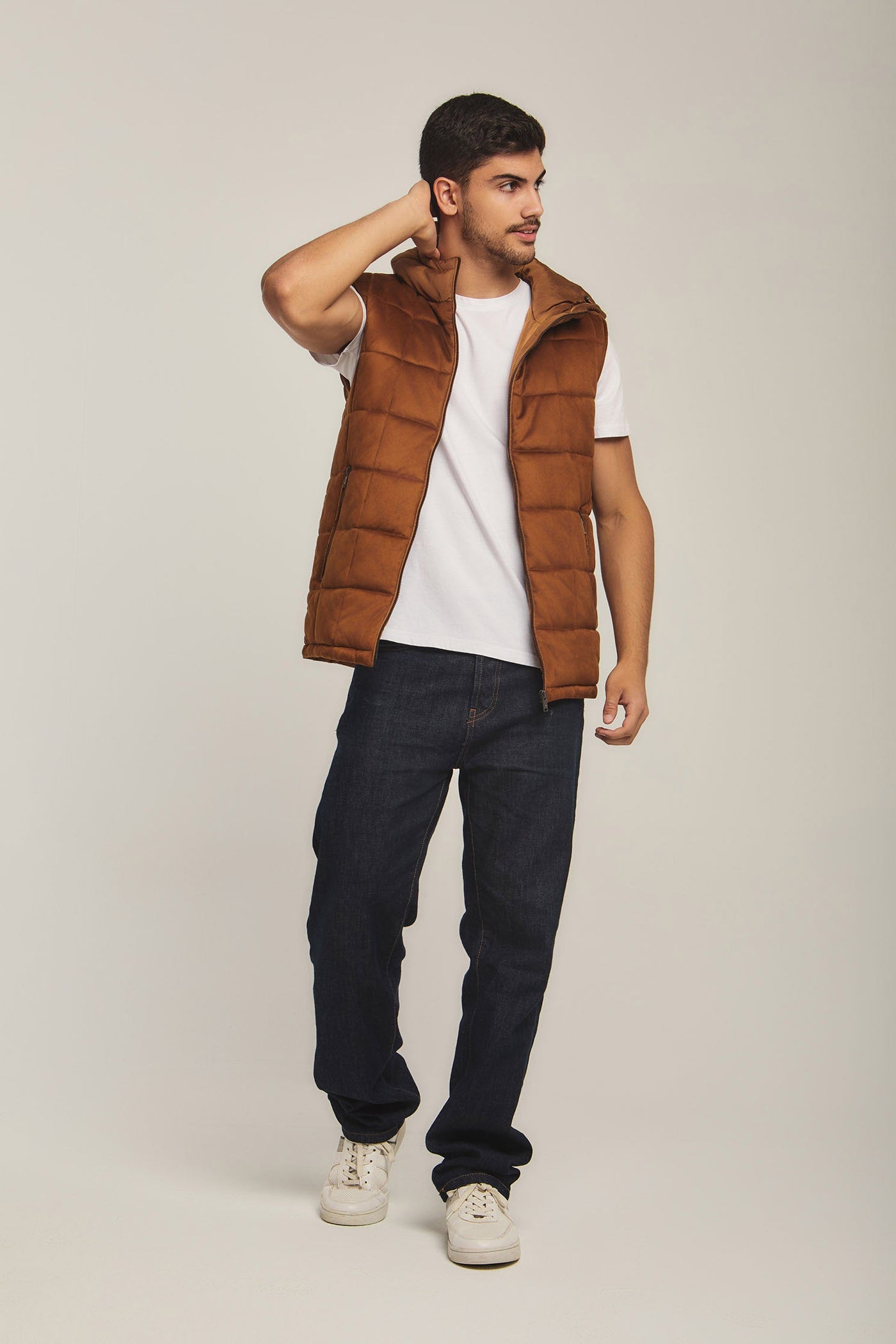 Men Regular Fit Vest - Brown