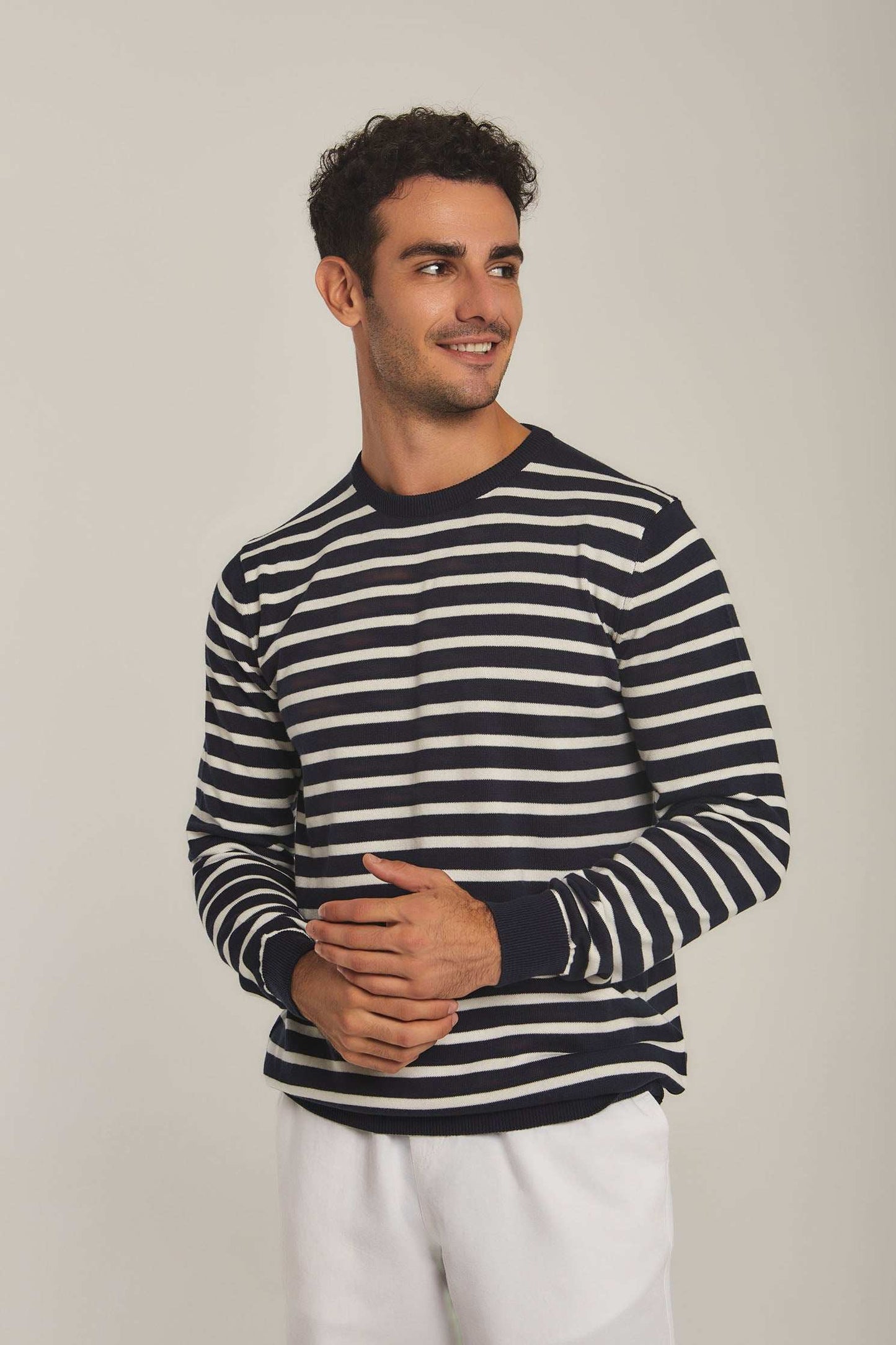 Men Regular Fit Pullover - Navy