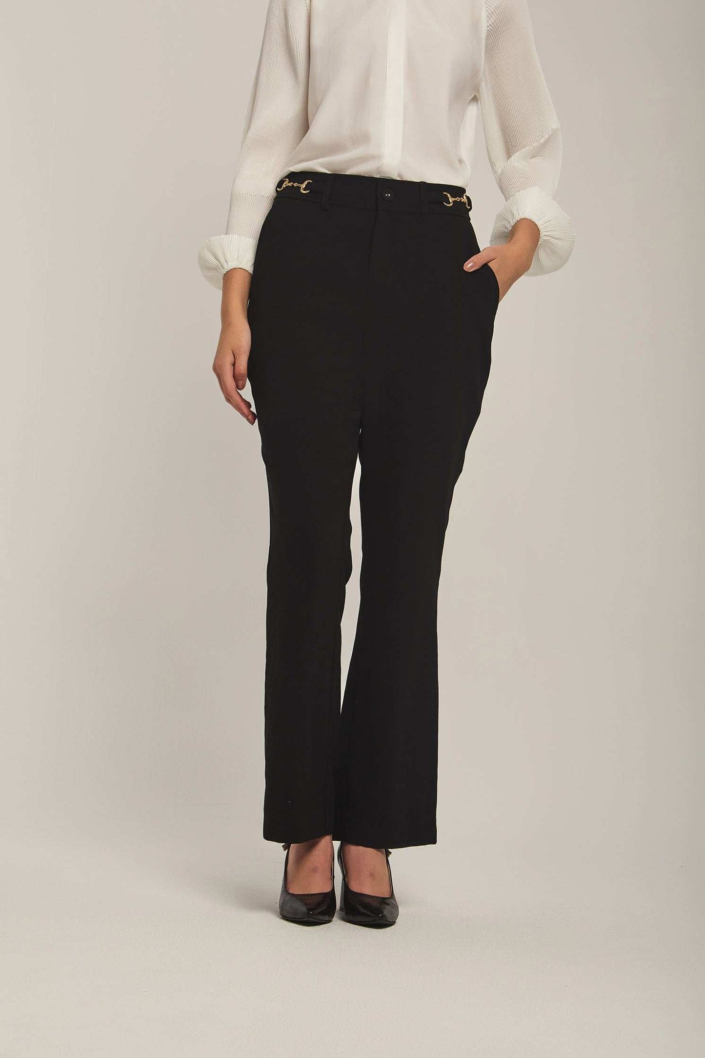 Women Regular Fit Pant - Black
