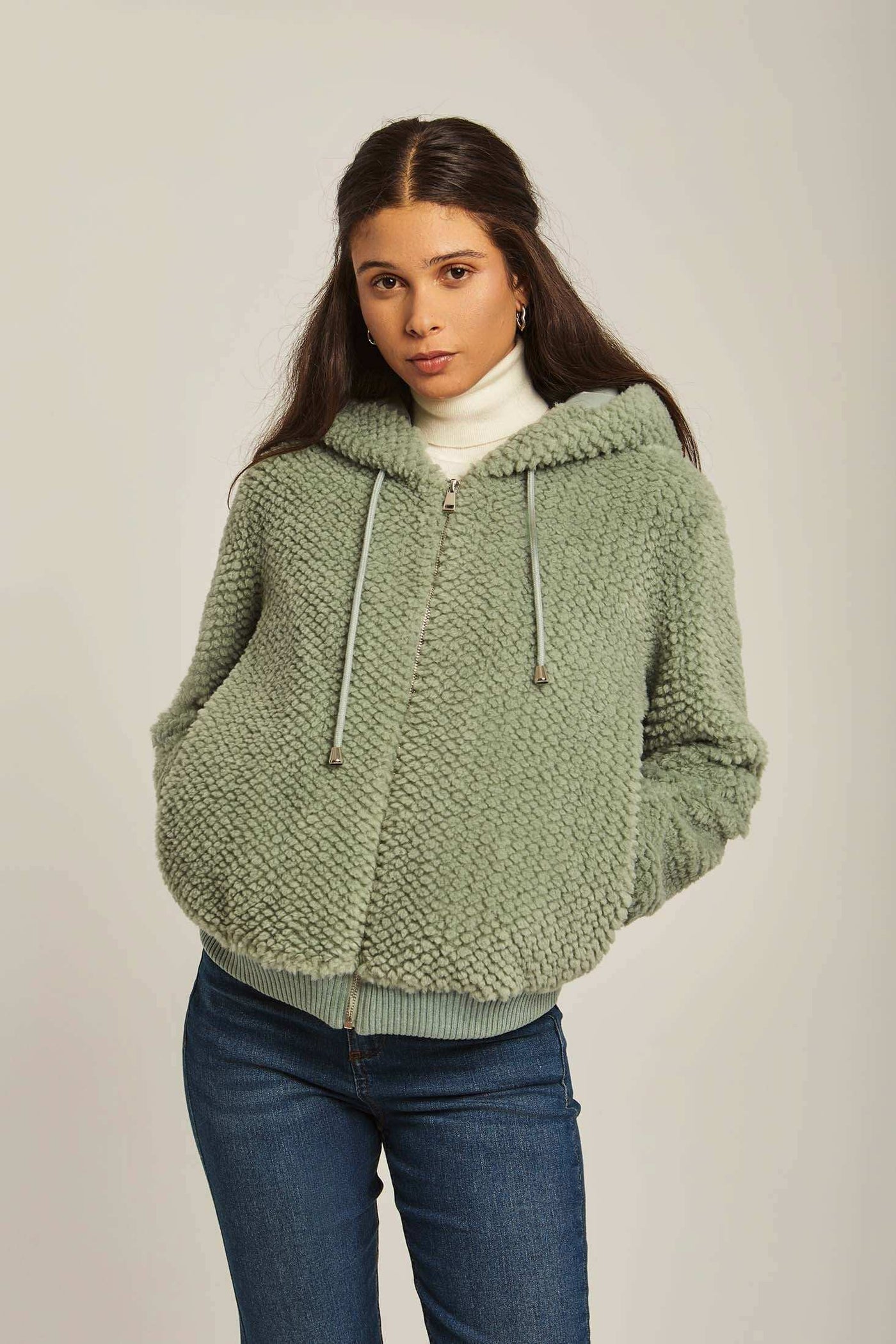 Women Regular Fit Fur - Green