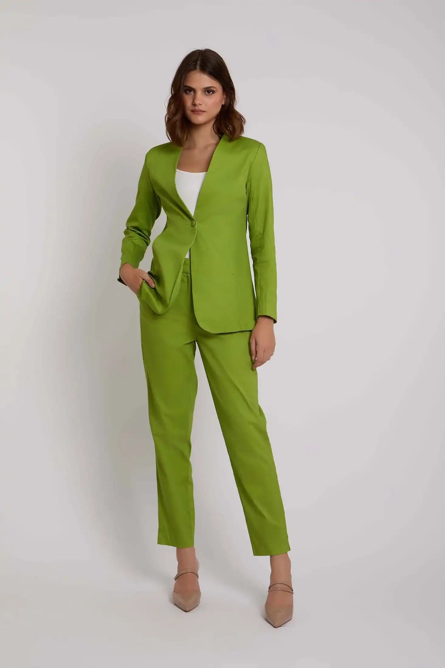 سترة نسائية عادية - بنية