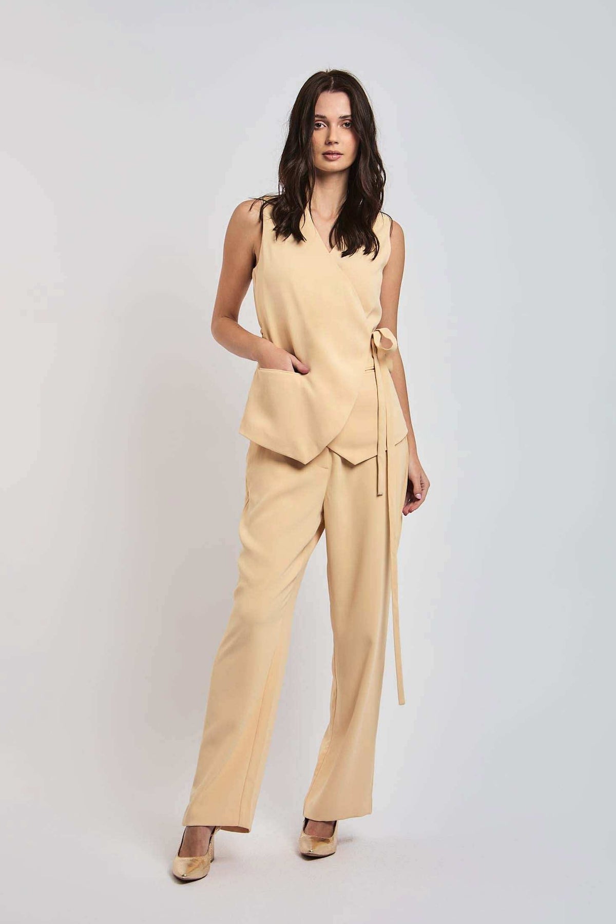 Women Regular Fit Vest - Brown