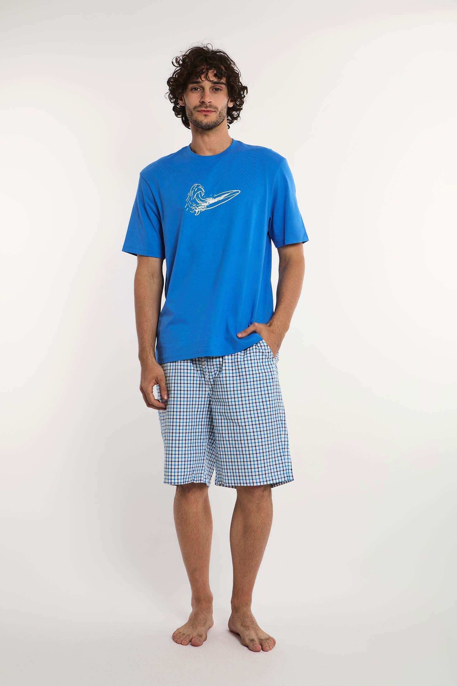 Dalydress men’s blue graphic t-shirt and checkered shorts, casual summer wear