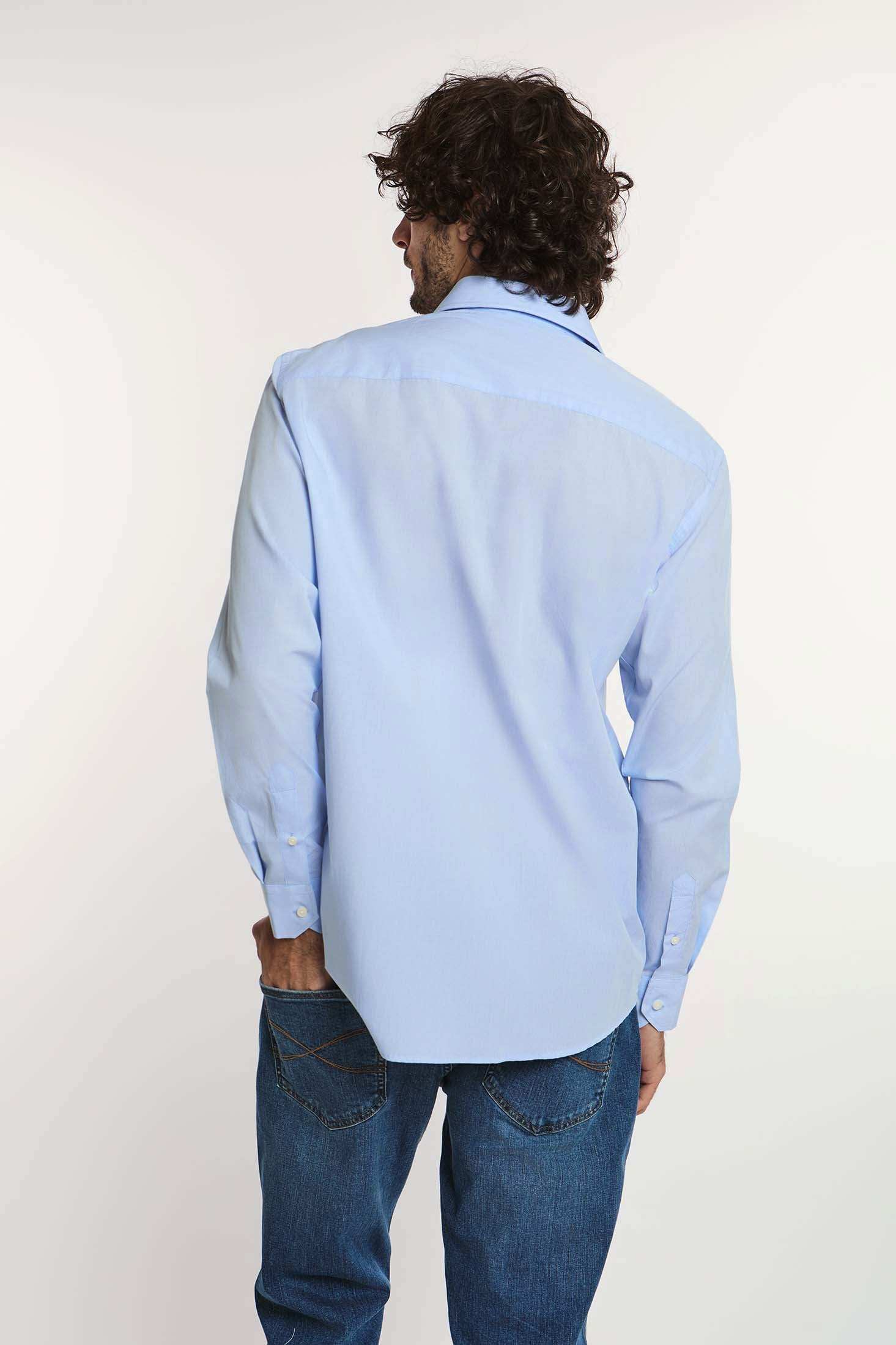 Dalydress men's casual blue button-down shirt and denim jeans, back view