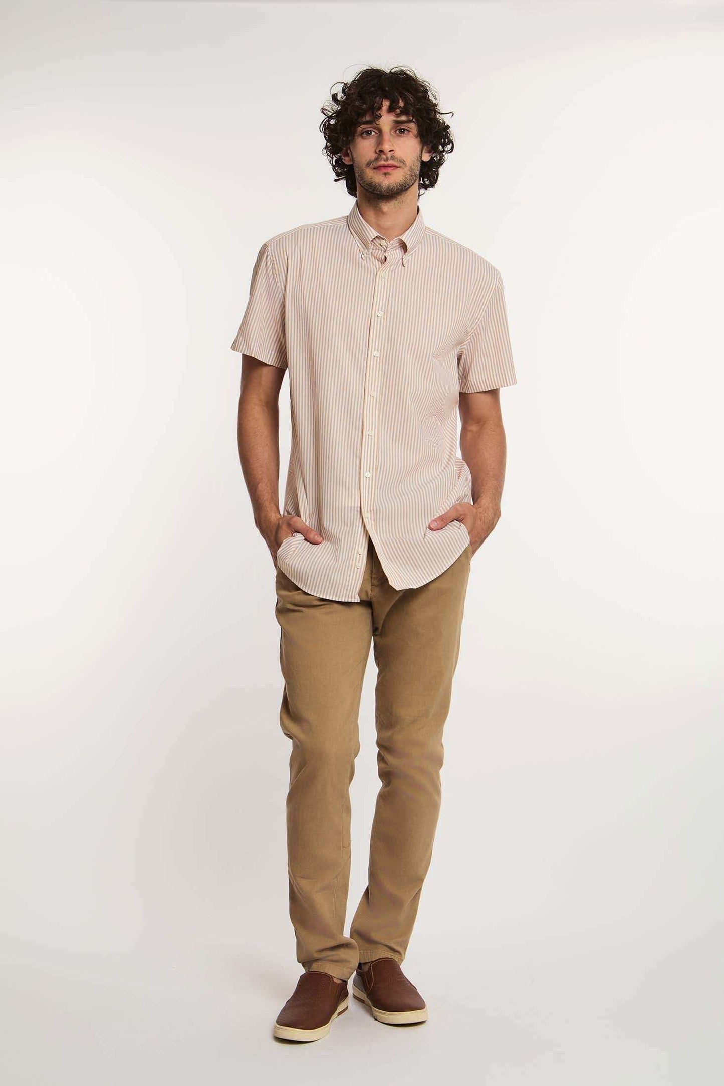 Dalydress men's short sleeve striped shirt with beige pants, casual fashion outfit