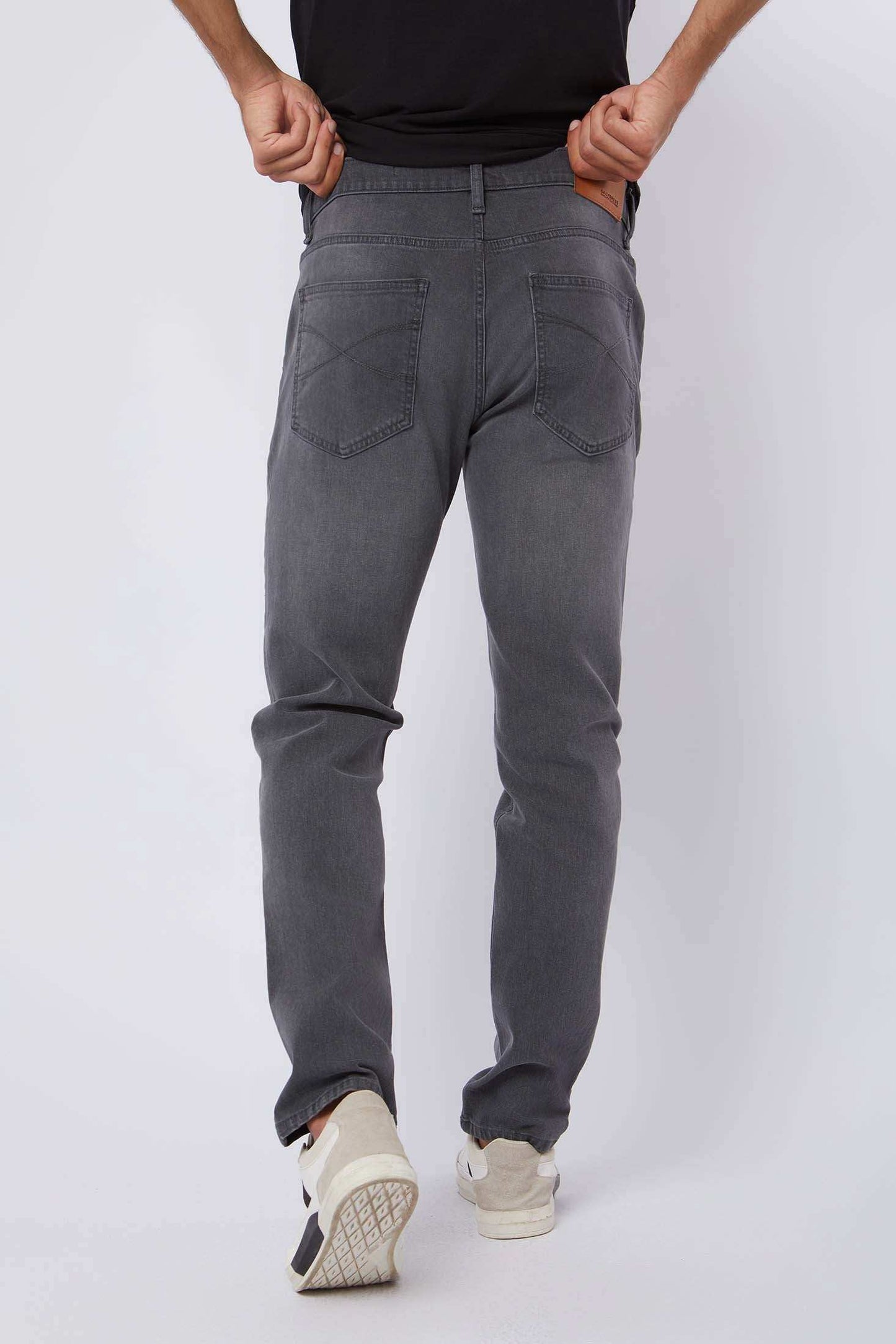 Men Regular Fit Denim - Grey