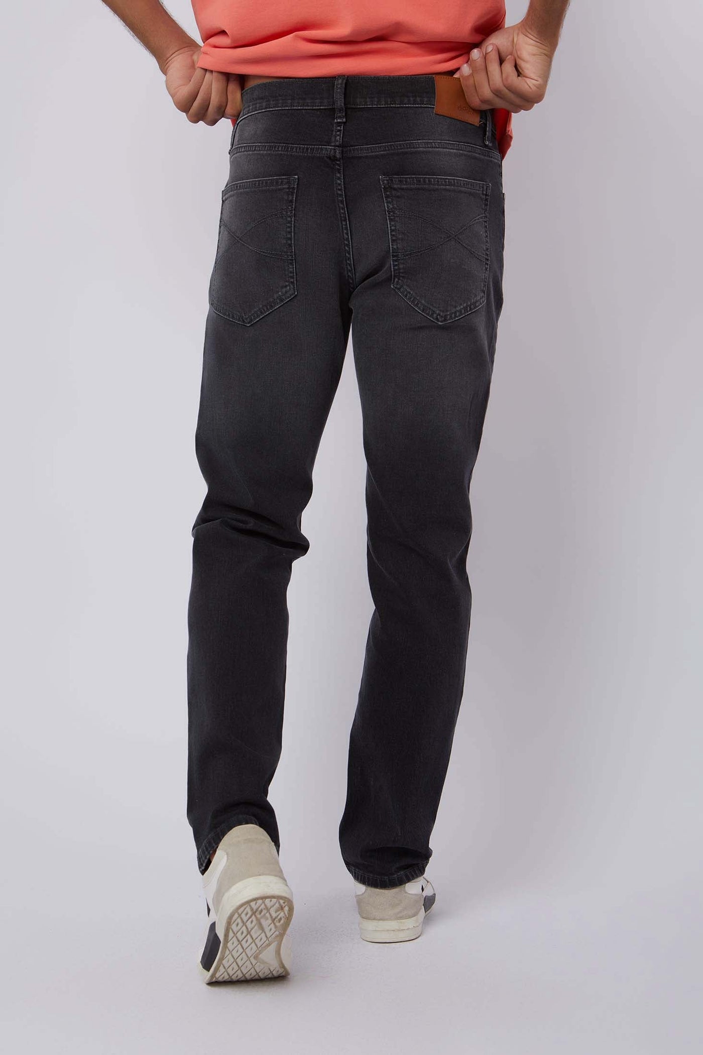 Men Regular Fit Straight Leg  Denim - Grey