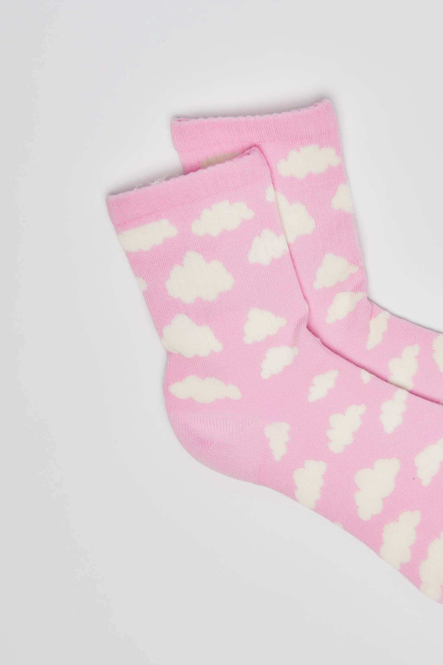 Crew Length Cloud Pattern Fashion Socks