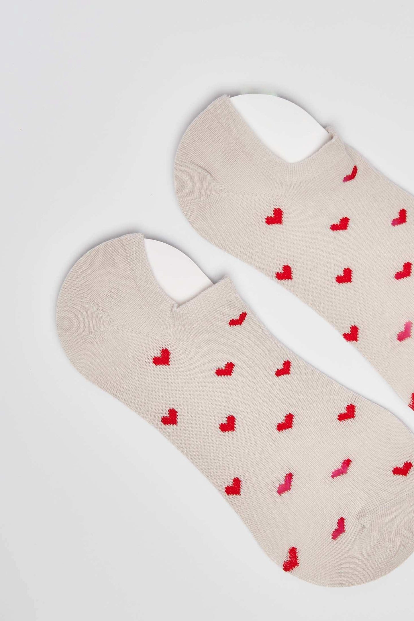 No-Show Subtle Heart Print Liner Socks