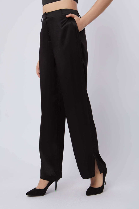 Women Regular Fit Pant - Black
