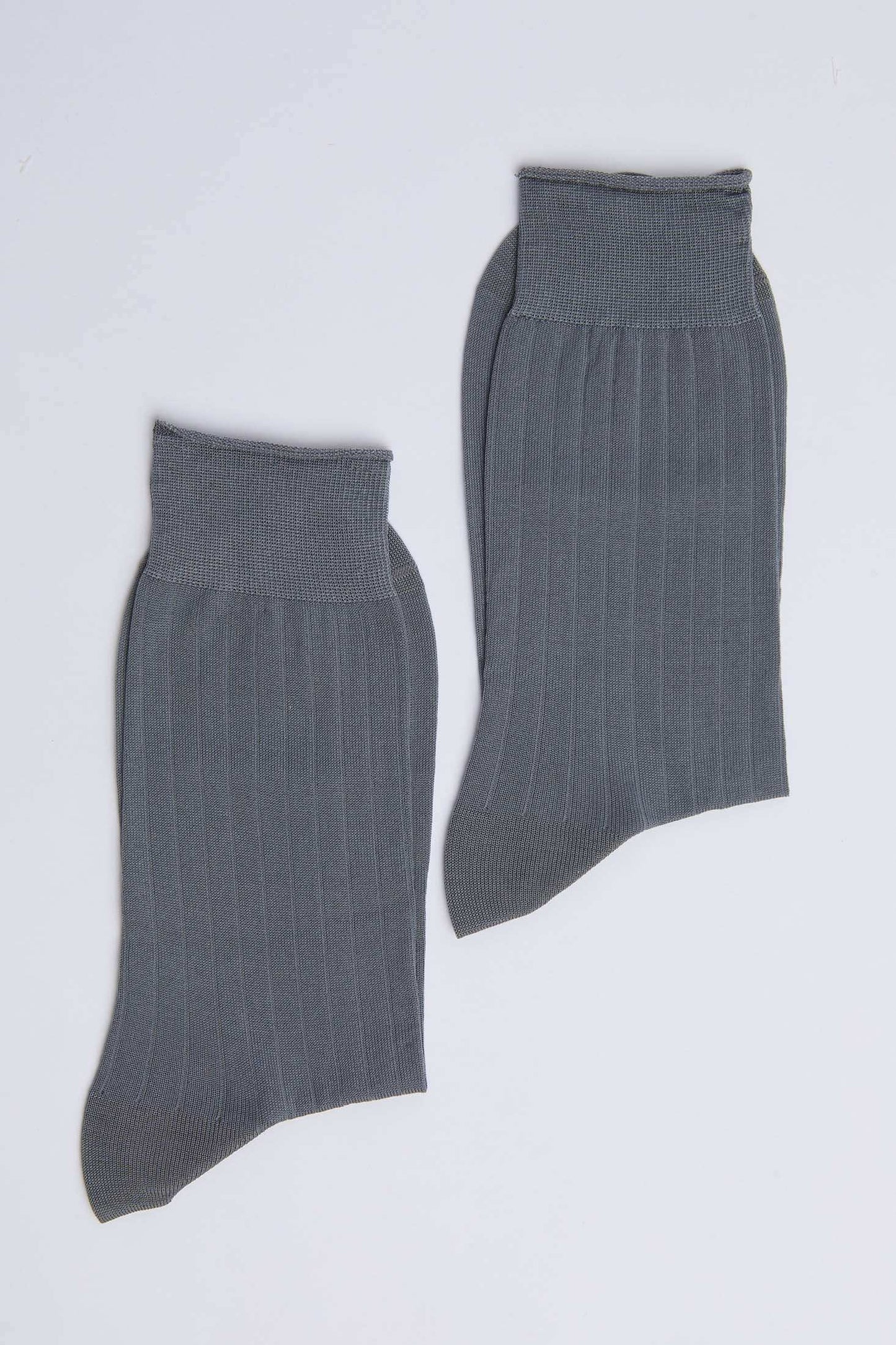 Lightweight Striped Socks with Stretch