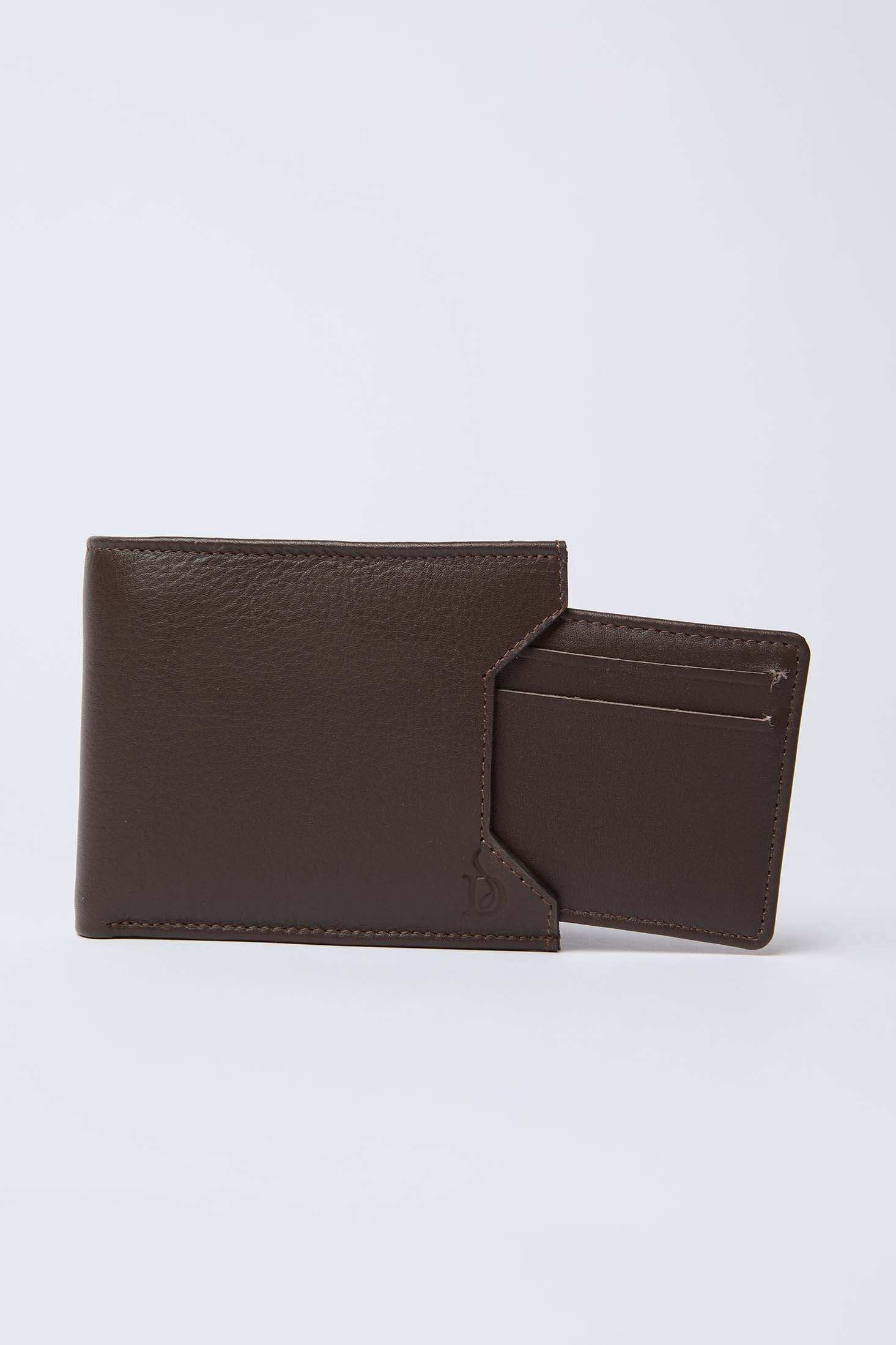 Dalydress brown leather men's wallet with card holder on white background