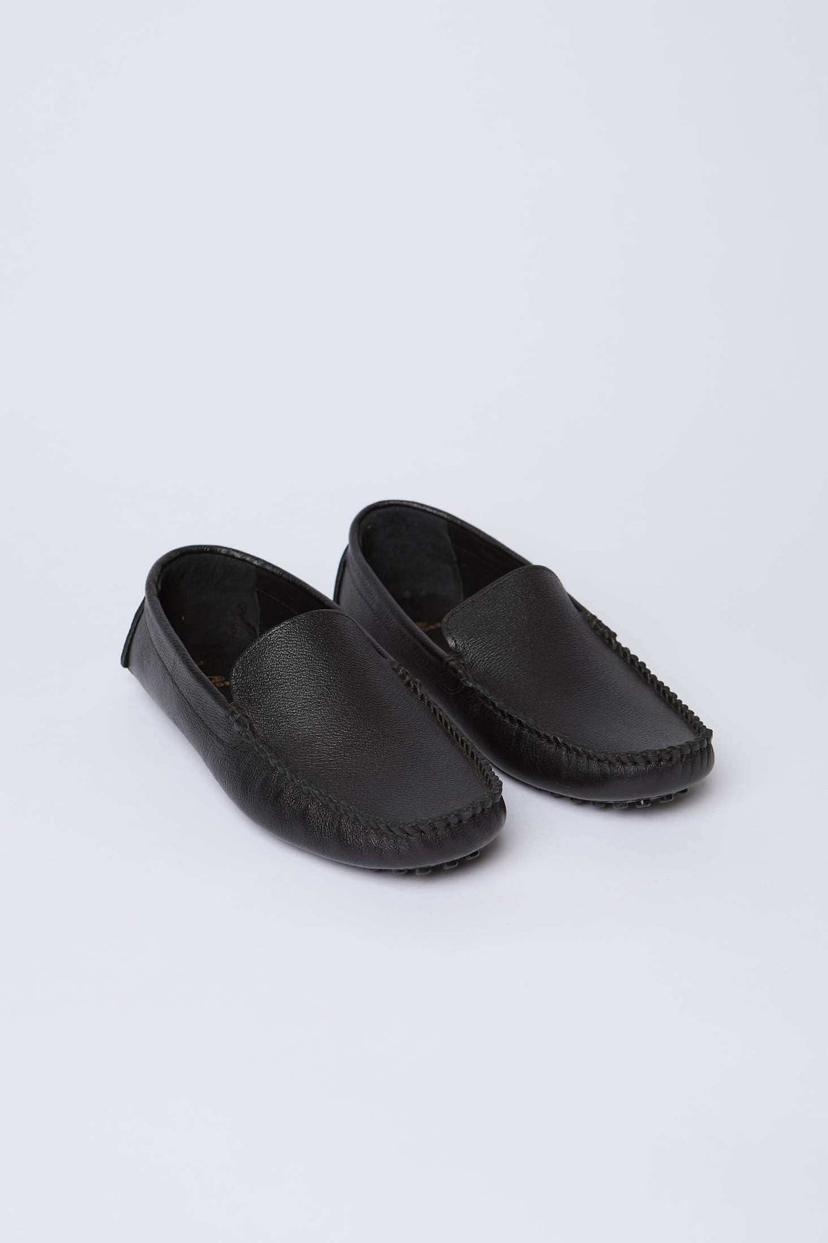 Dalydress black leather loafers men's casual shoes on white background
