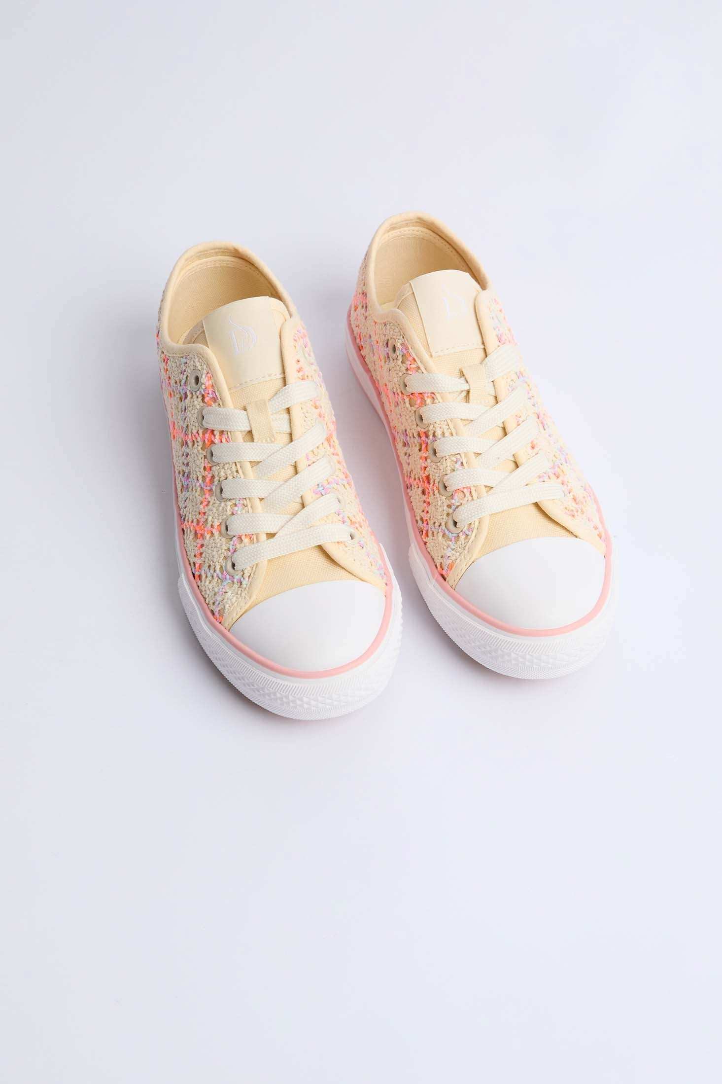 Women Shoes - Pink