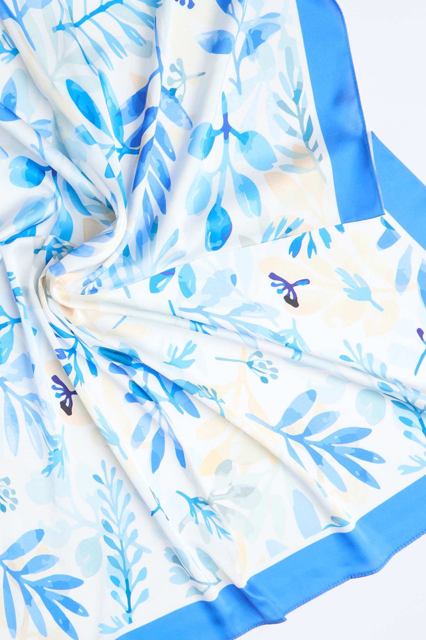 وشاح نسائي - أزرق