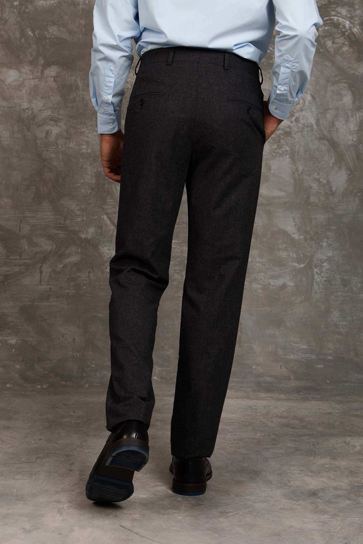 Men Regular Fit Pants Black