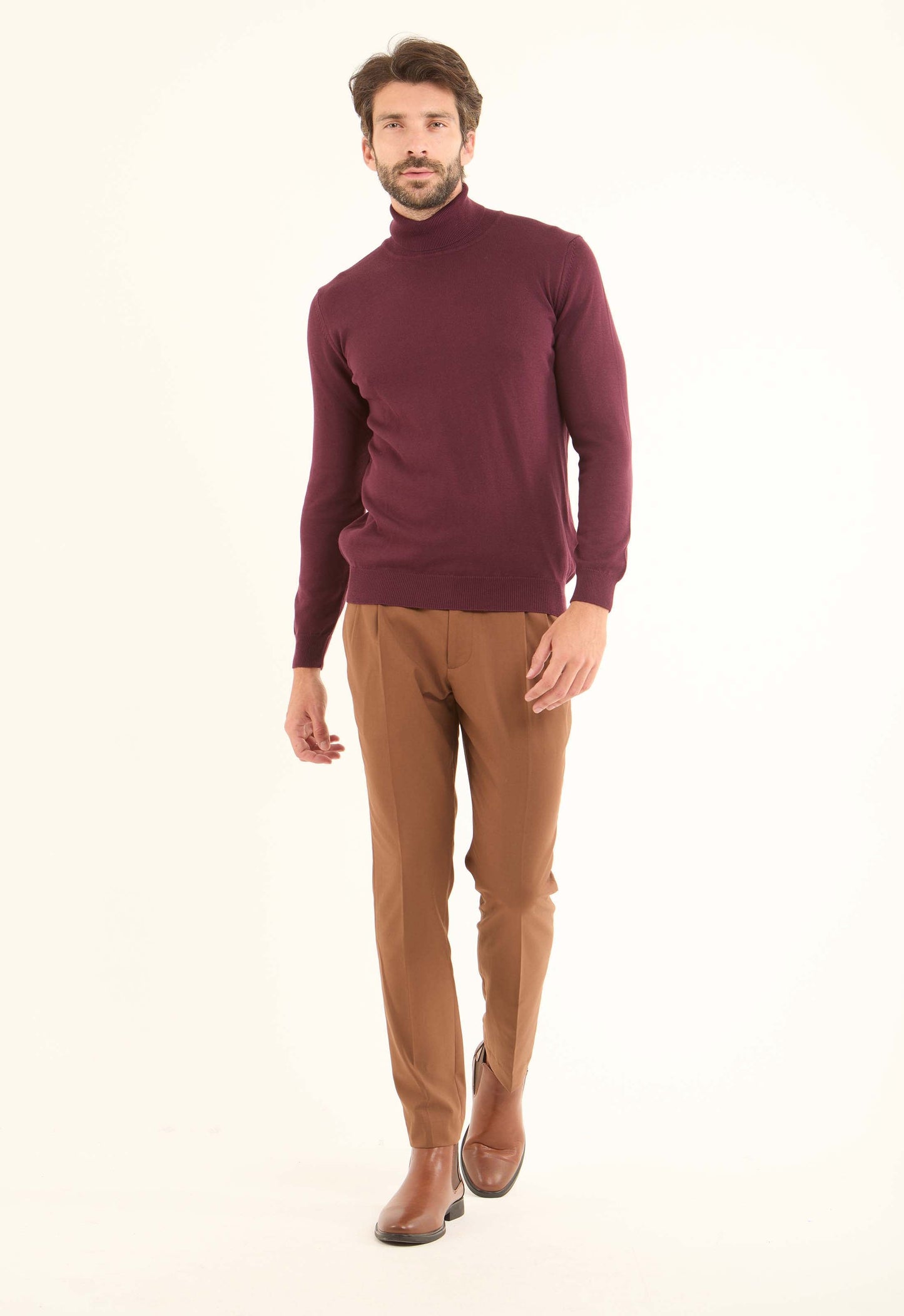 بلوفر أساسي سادة برقبة عالية