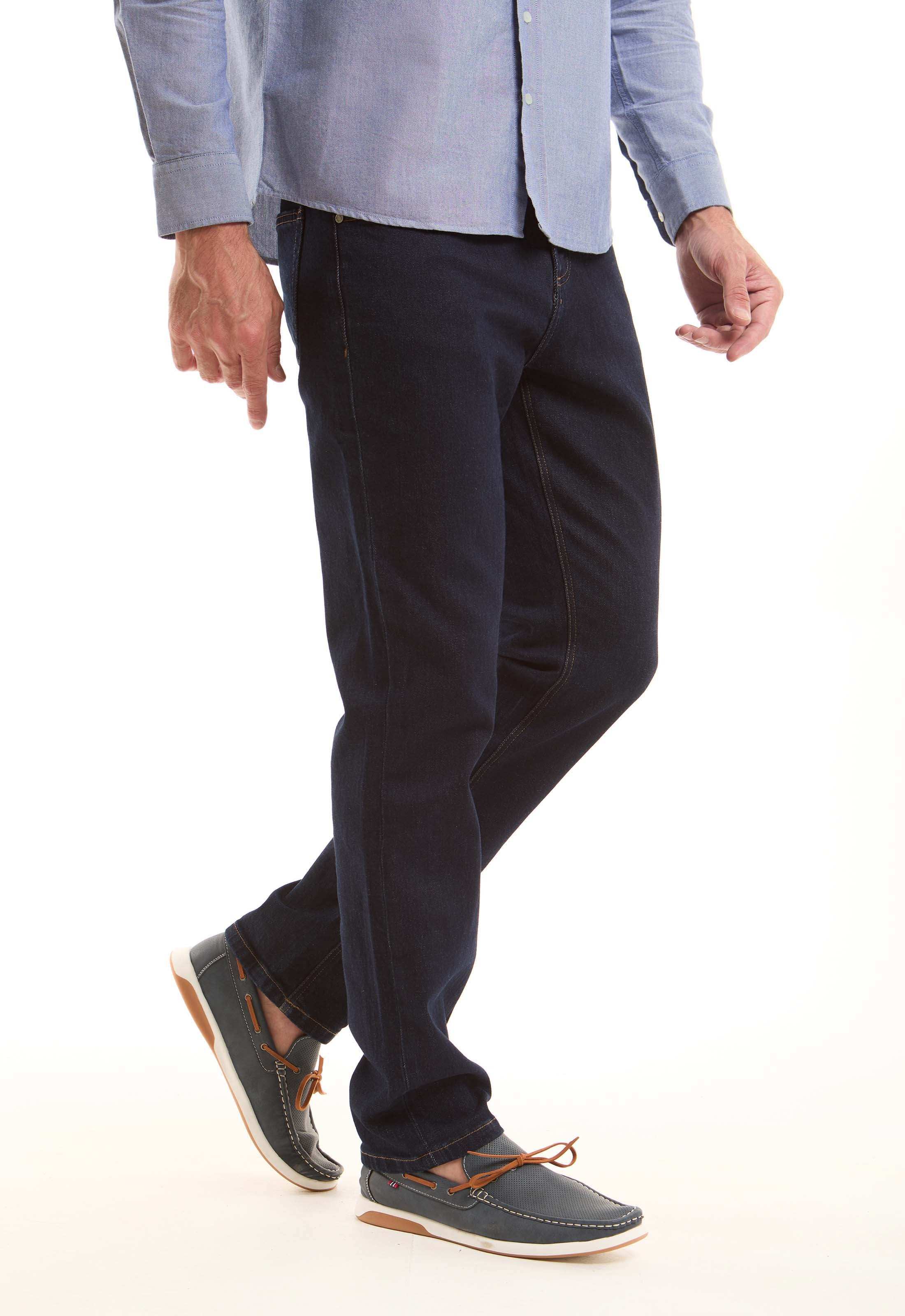 جينز مريح بساق مستقيمة للاستخدام اليومي