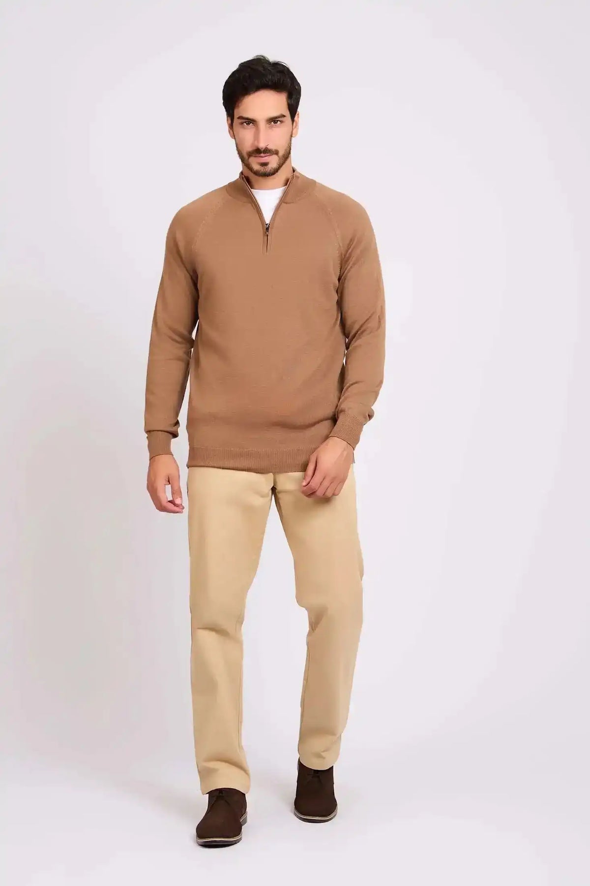 Regular Fit Solid Classic Zipped Sweater