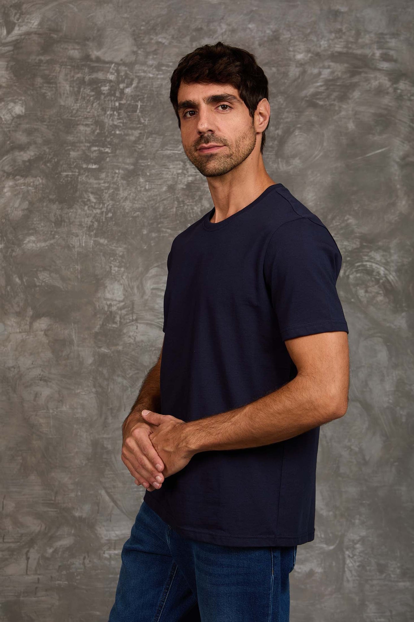 Men Regular Fit T-shirt - Navy