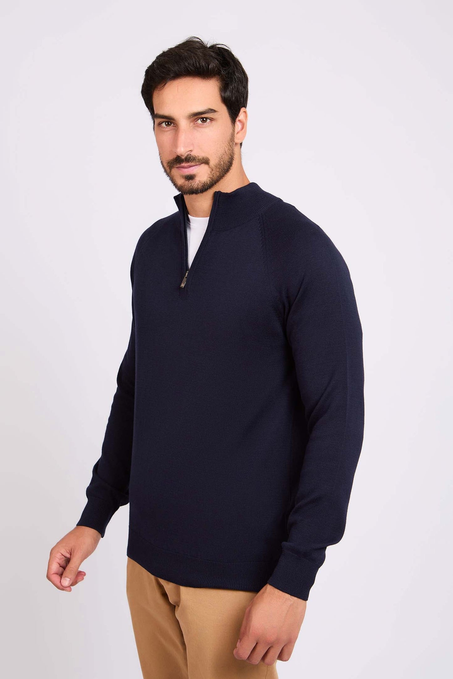 Regular Fit Solid Classic Zipped Sweater