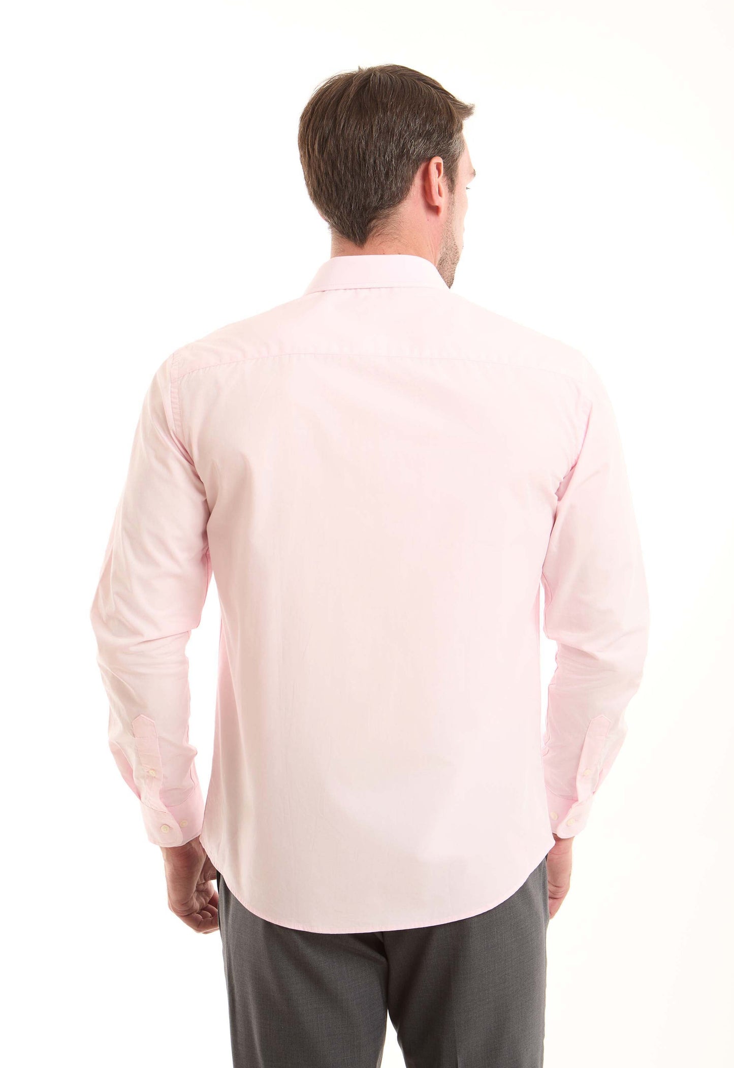 قميص كلاسيكي بأكمام طويلة وقصة عادية