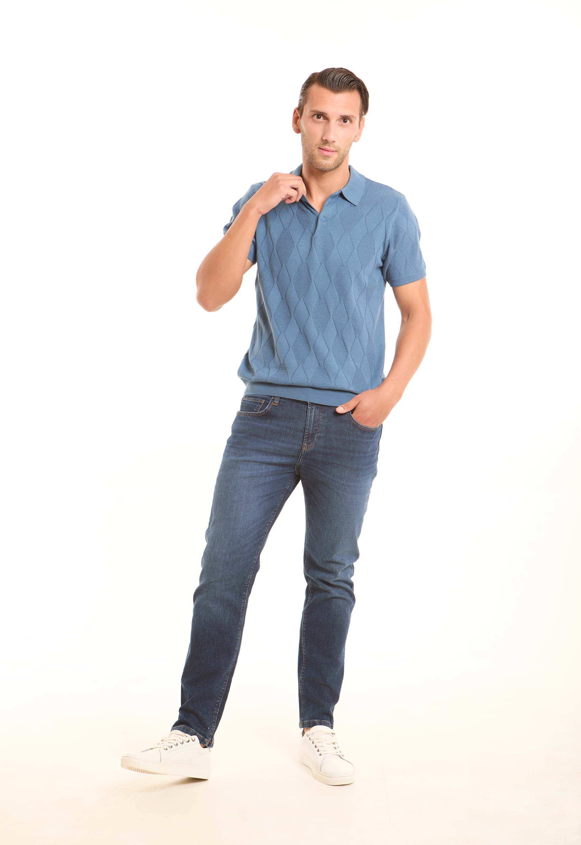 Everyday Straight Comfort Jeans