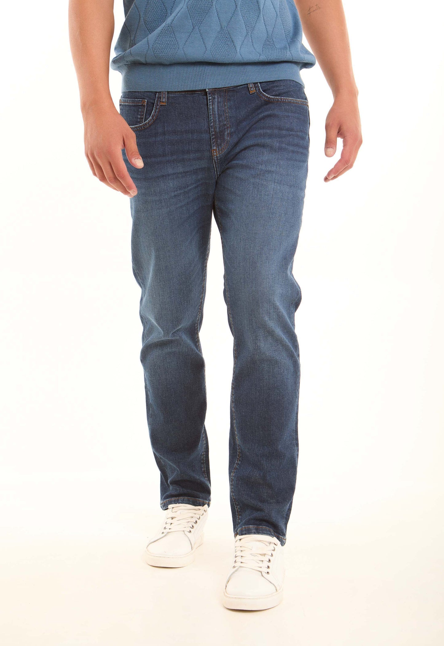 Everyday Straight Comfort Jeans