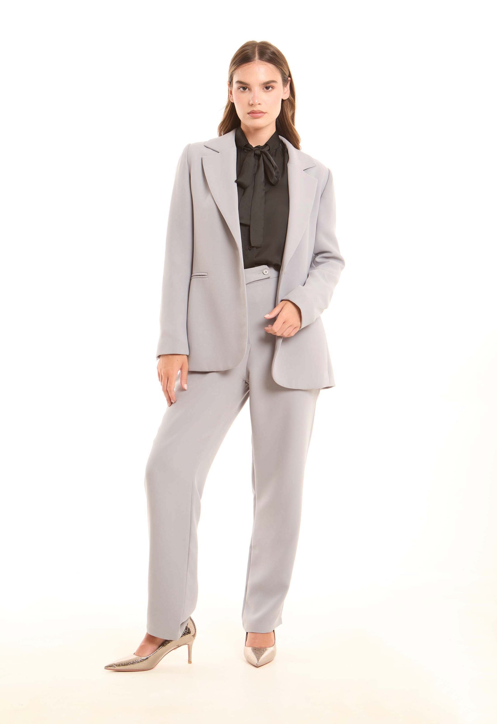 جاكيت بليزر بوليستر مصمم بقصة رسمية