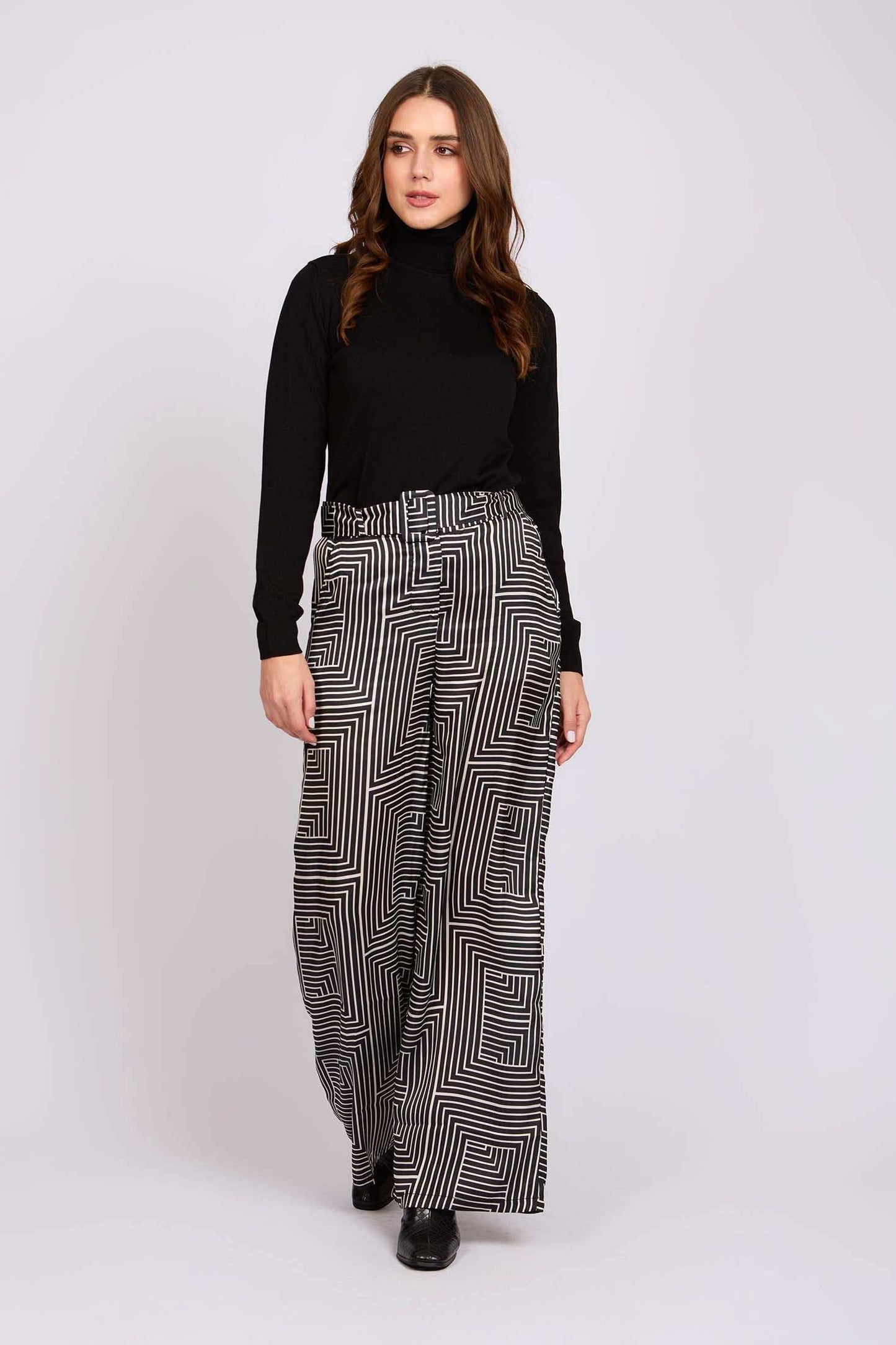 Women Regular Fit Pants Multicolor
