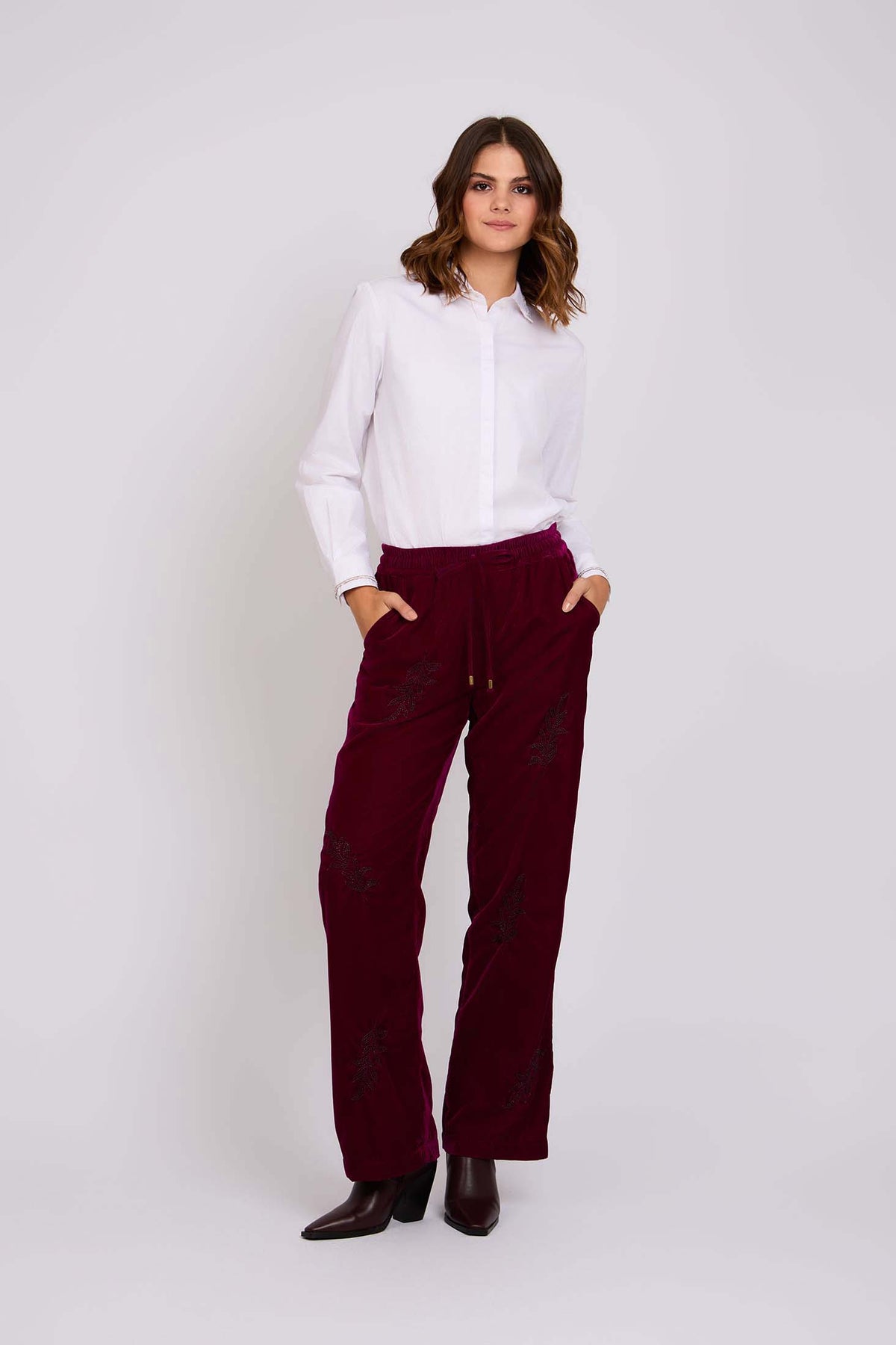Women Regular Fit Pants Maroon