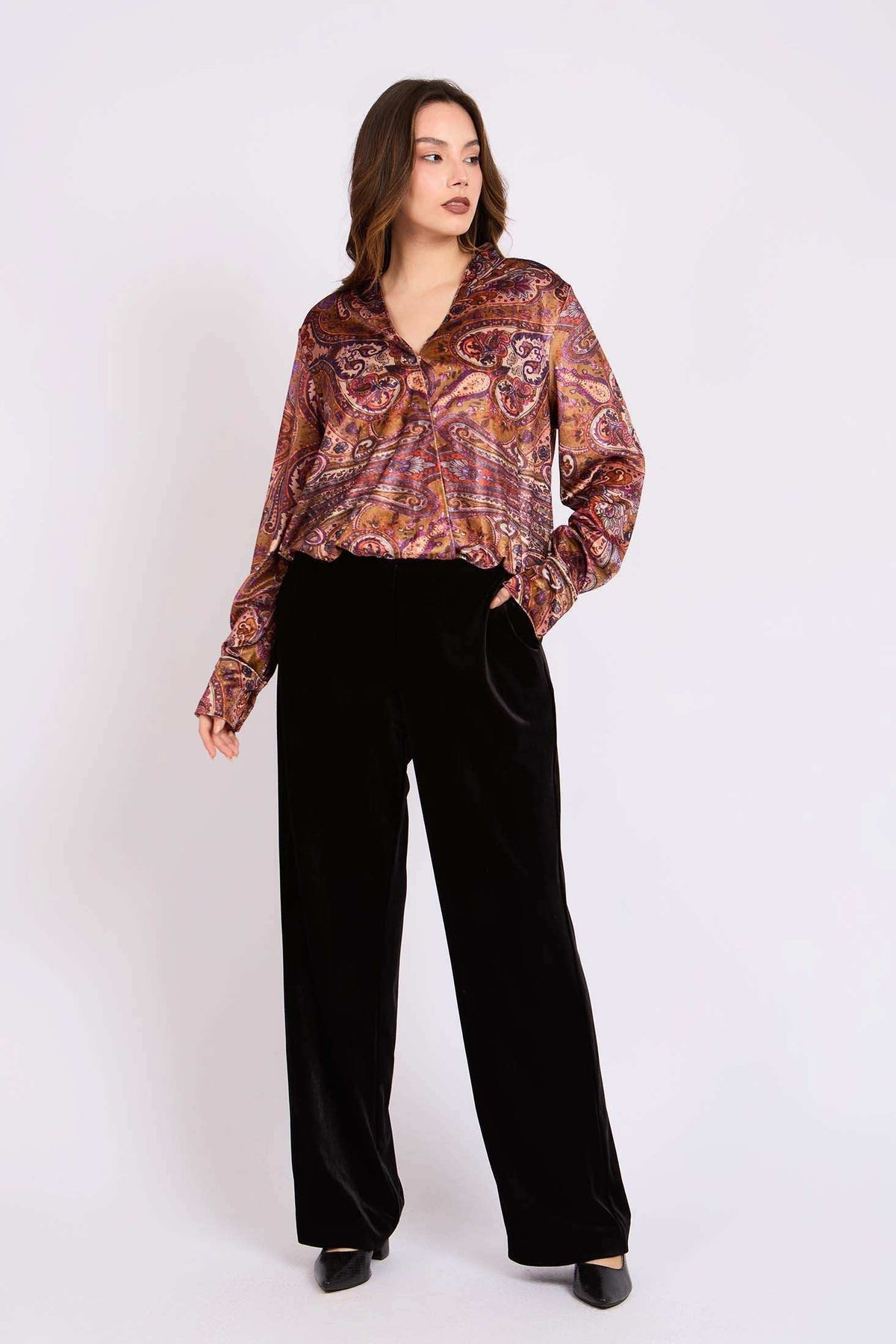 Women Regular Fit Pants Black