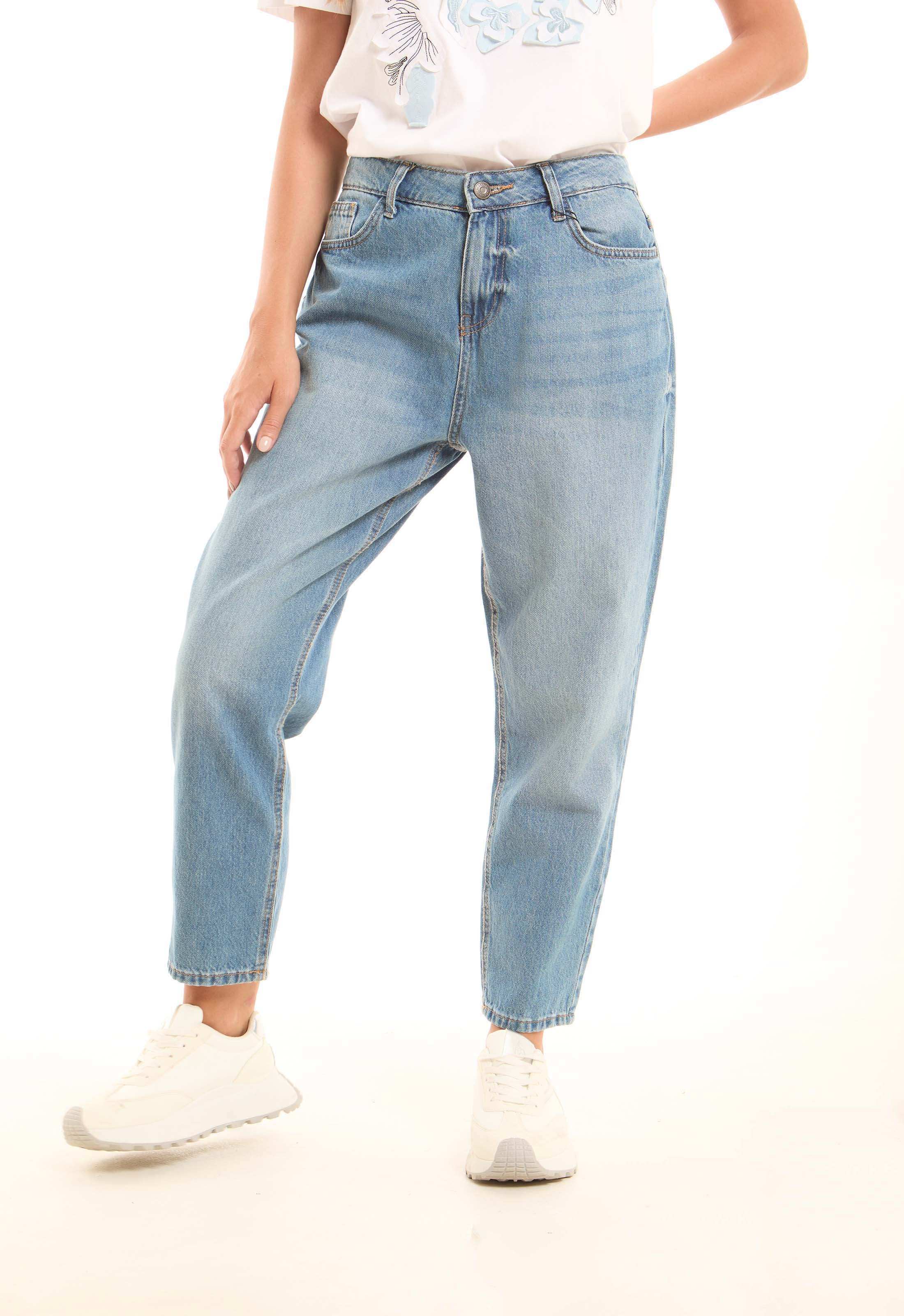 بنطلون دنيم كلاسيكي بساق مستقيمة