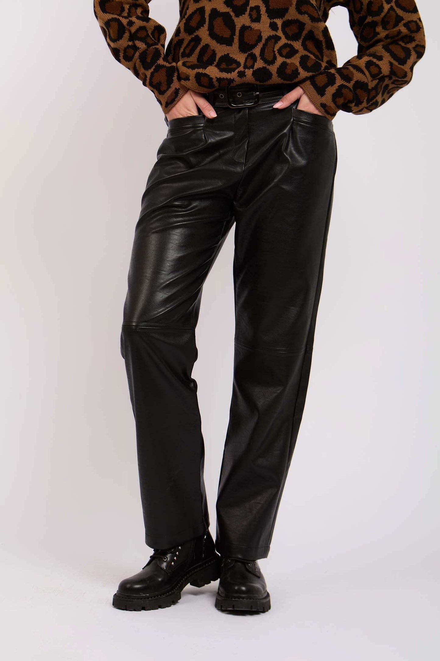 Women Regular Fit Pants