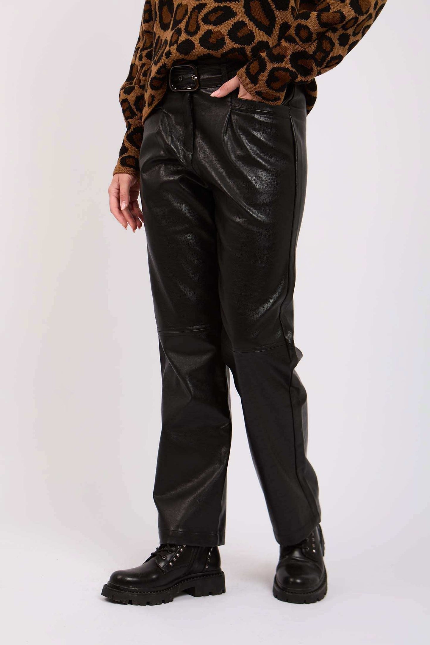 Women Regular Fit Pants