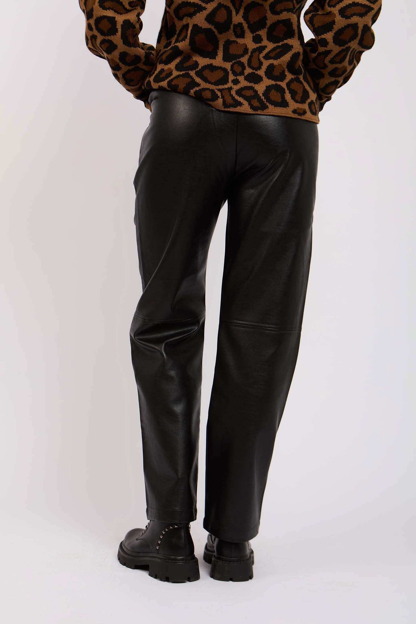 Women Regular Fit Pants
