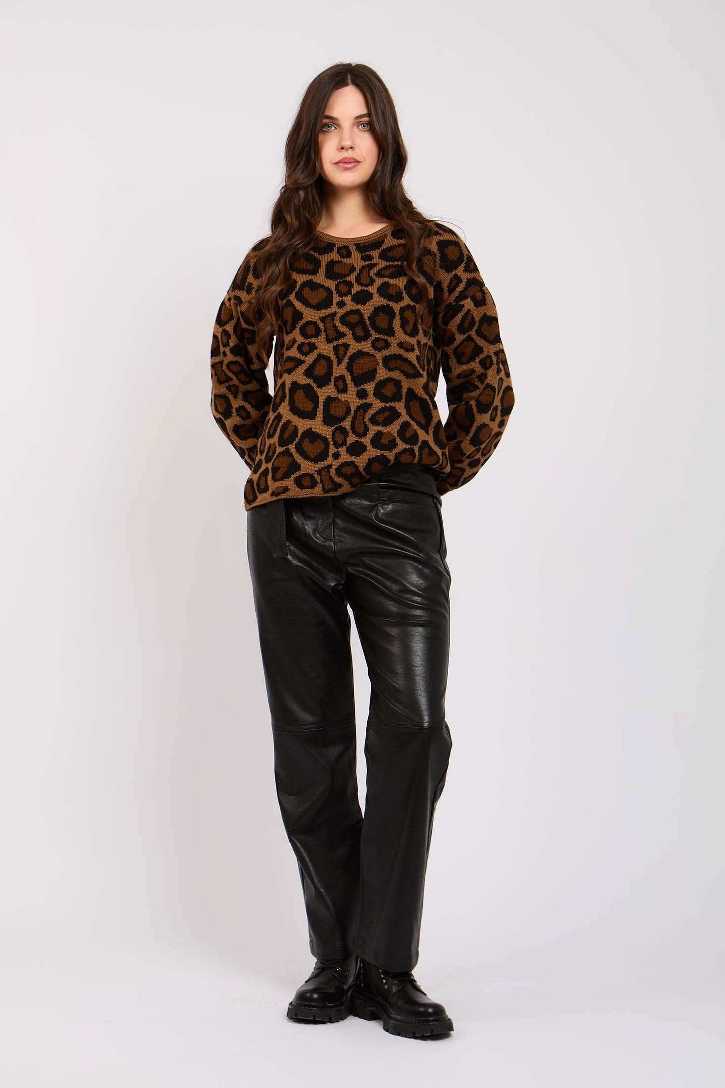 Women Regular Fit Pants