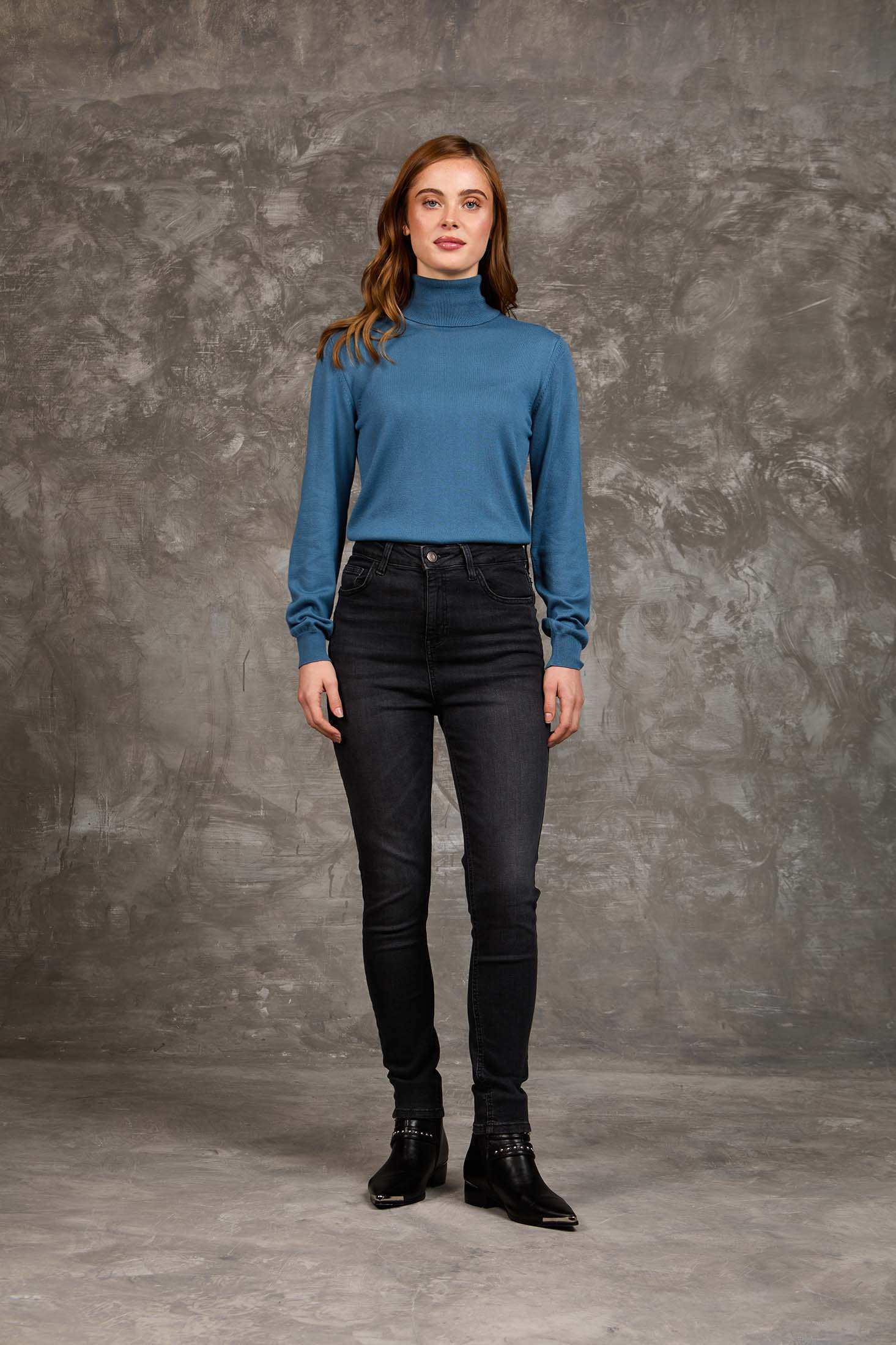 Everyday Stretch Skinny Jeans