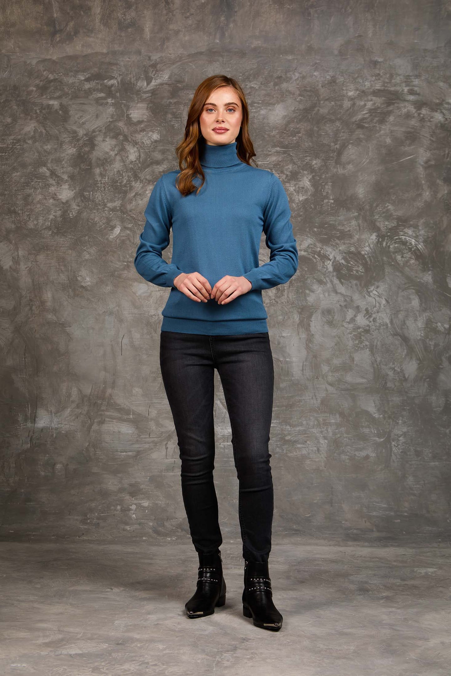 Women Regular Fit Pullover Blue
