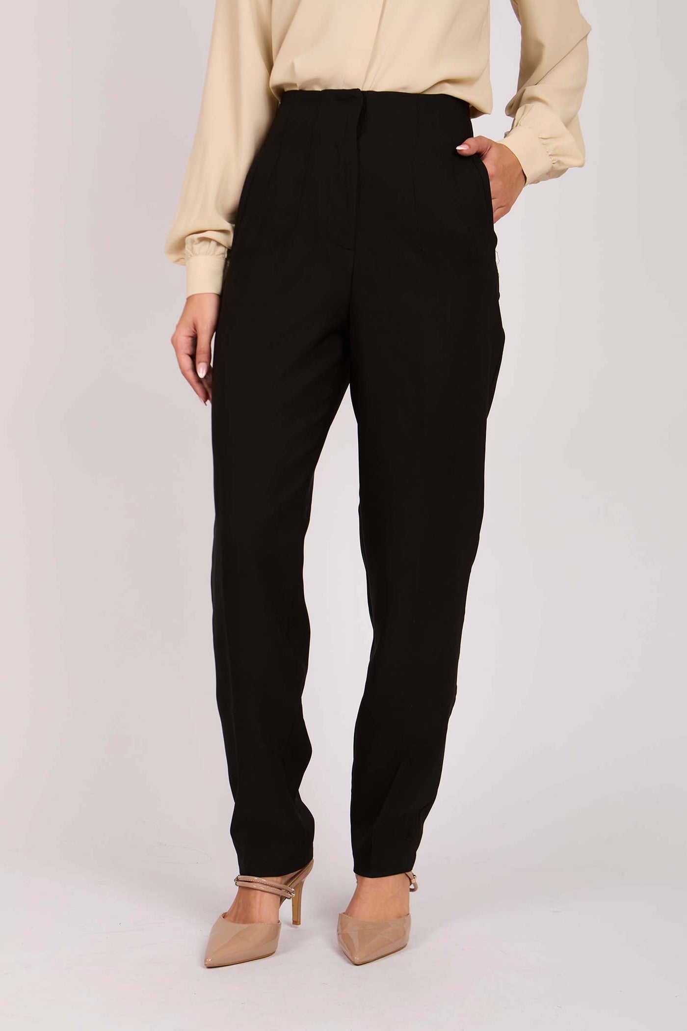 Women Regular Fit Pant - Black