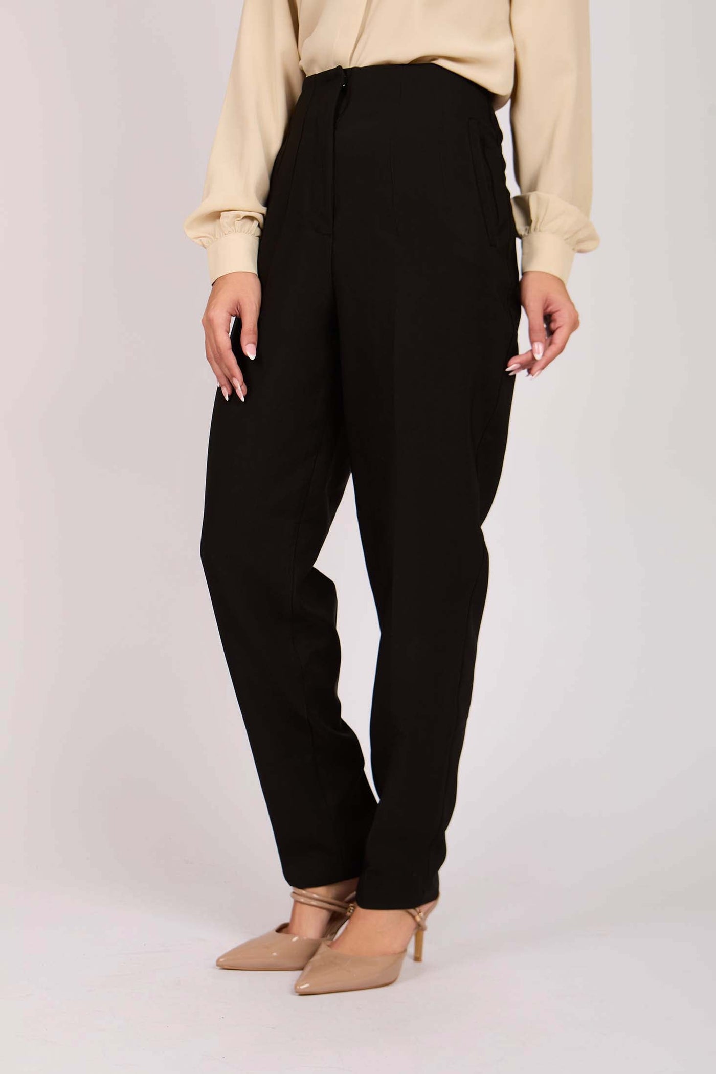 Women Regular Fit Pant - Black