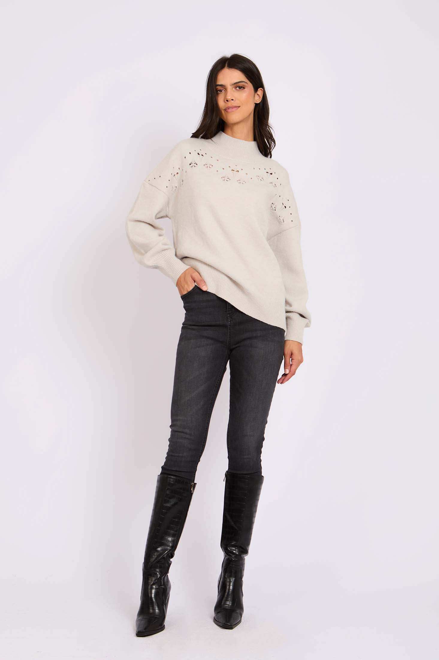 سترة رياضية للنساء رمادي