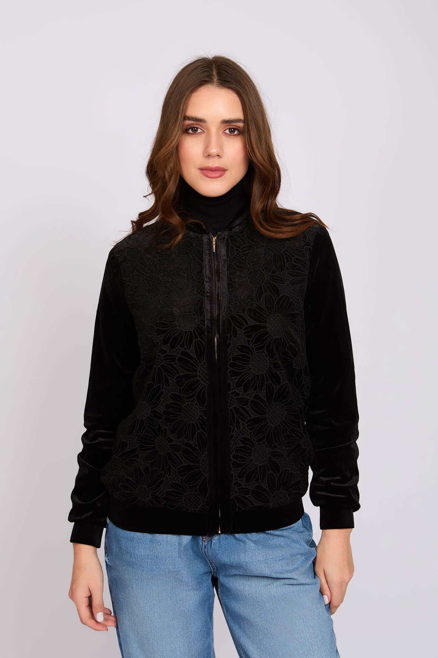 سترة نسائية عادية سوداء