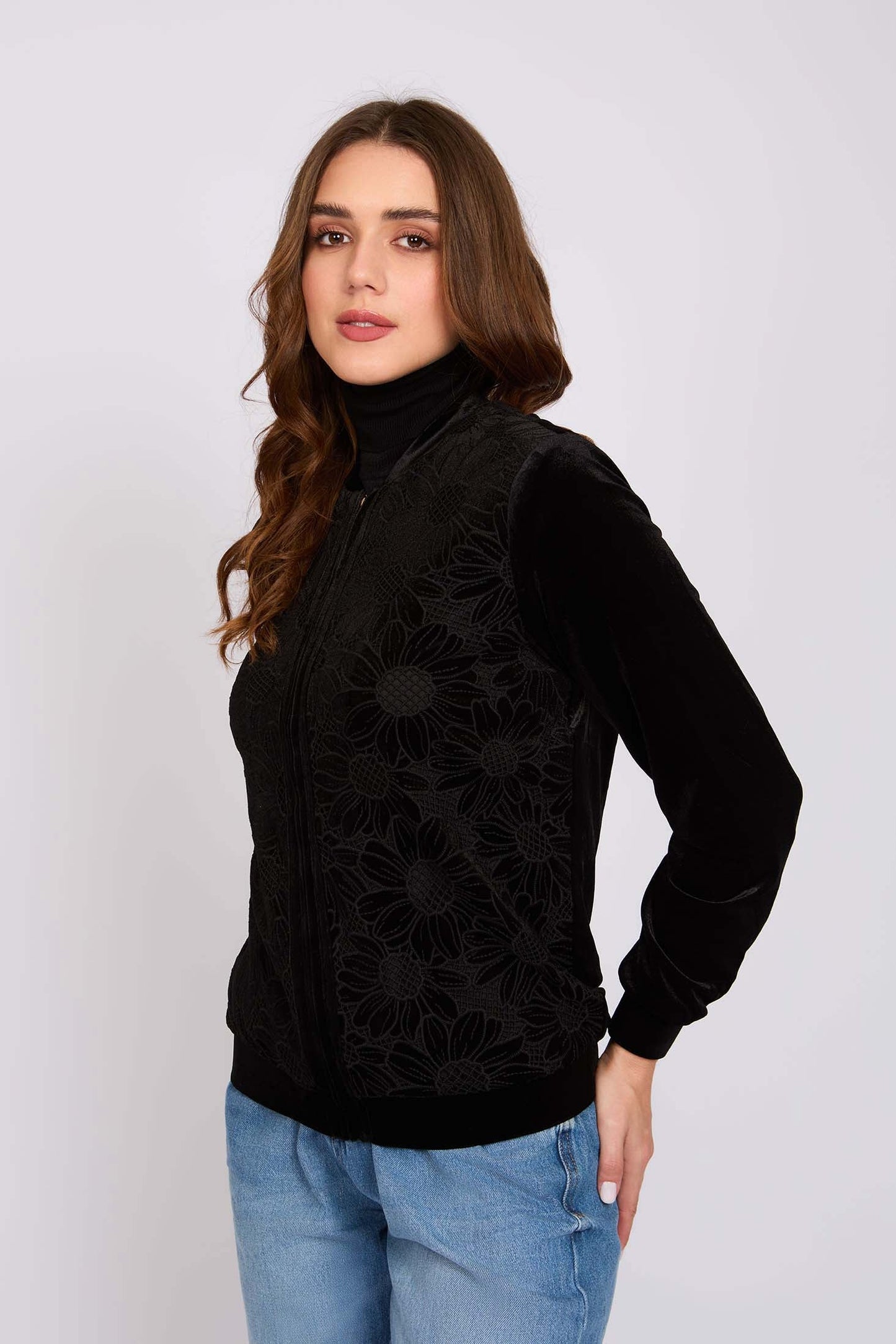 سترة نسائية عادية سوداء