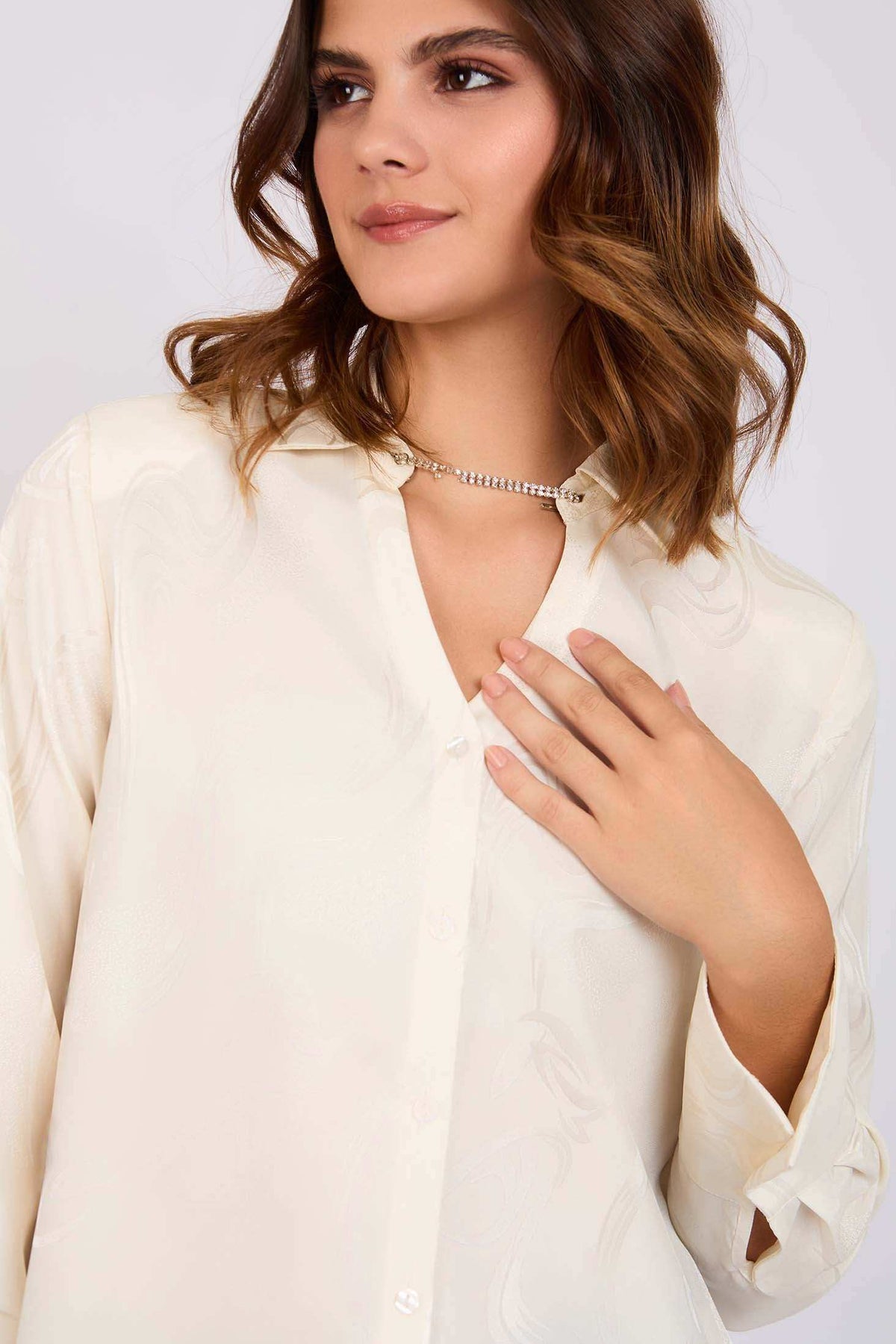 Women Regular Fit Blouse Sugar Off White