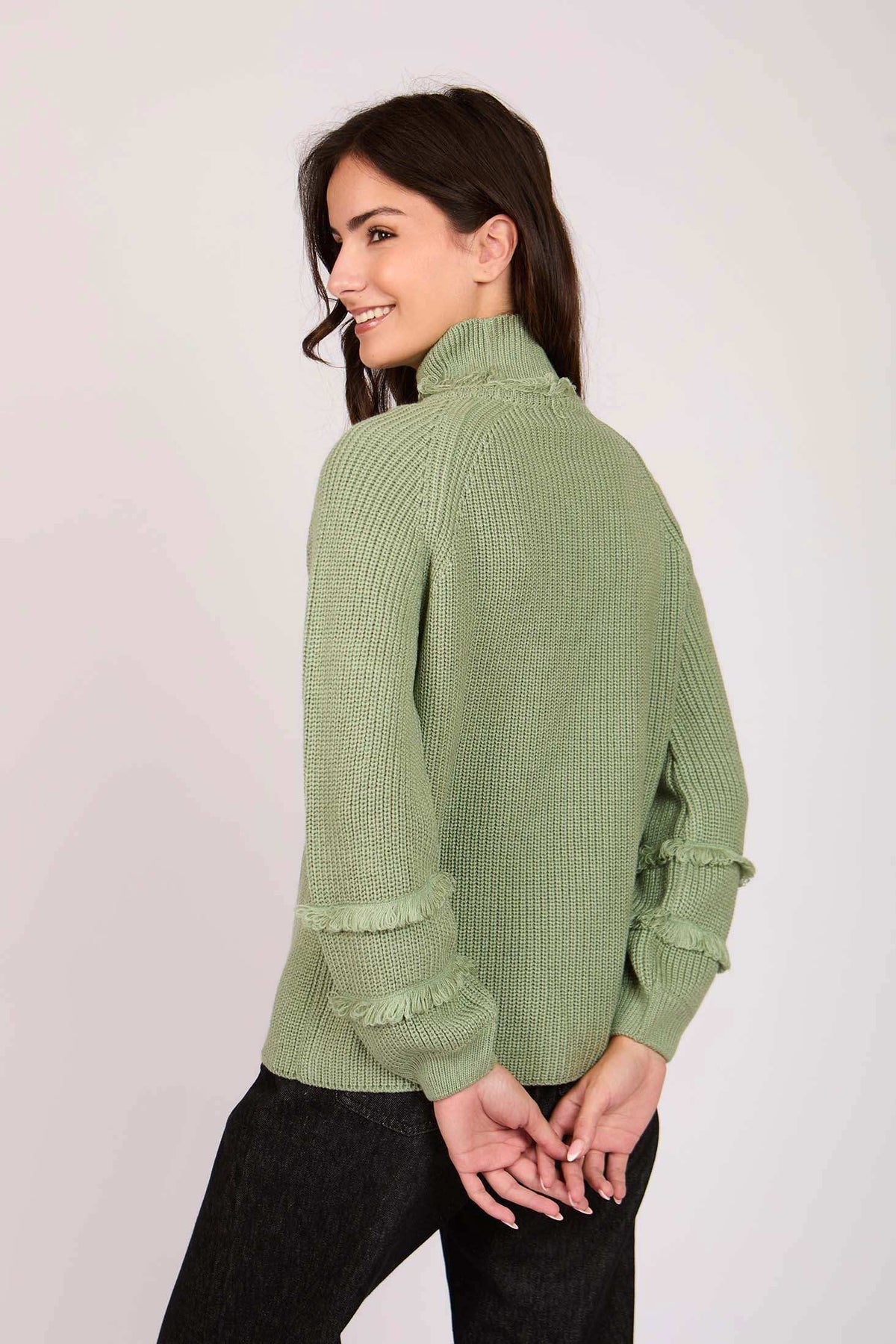 Women Regular Fit Pullover Green