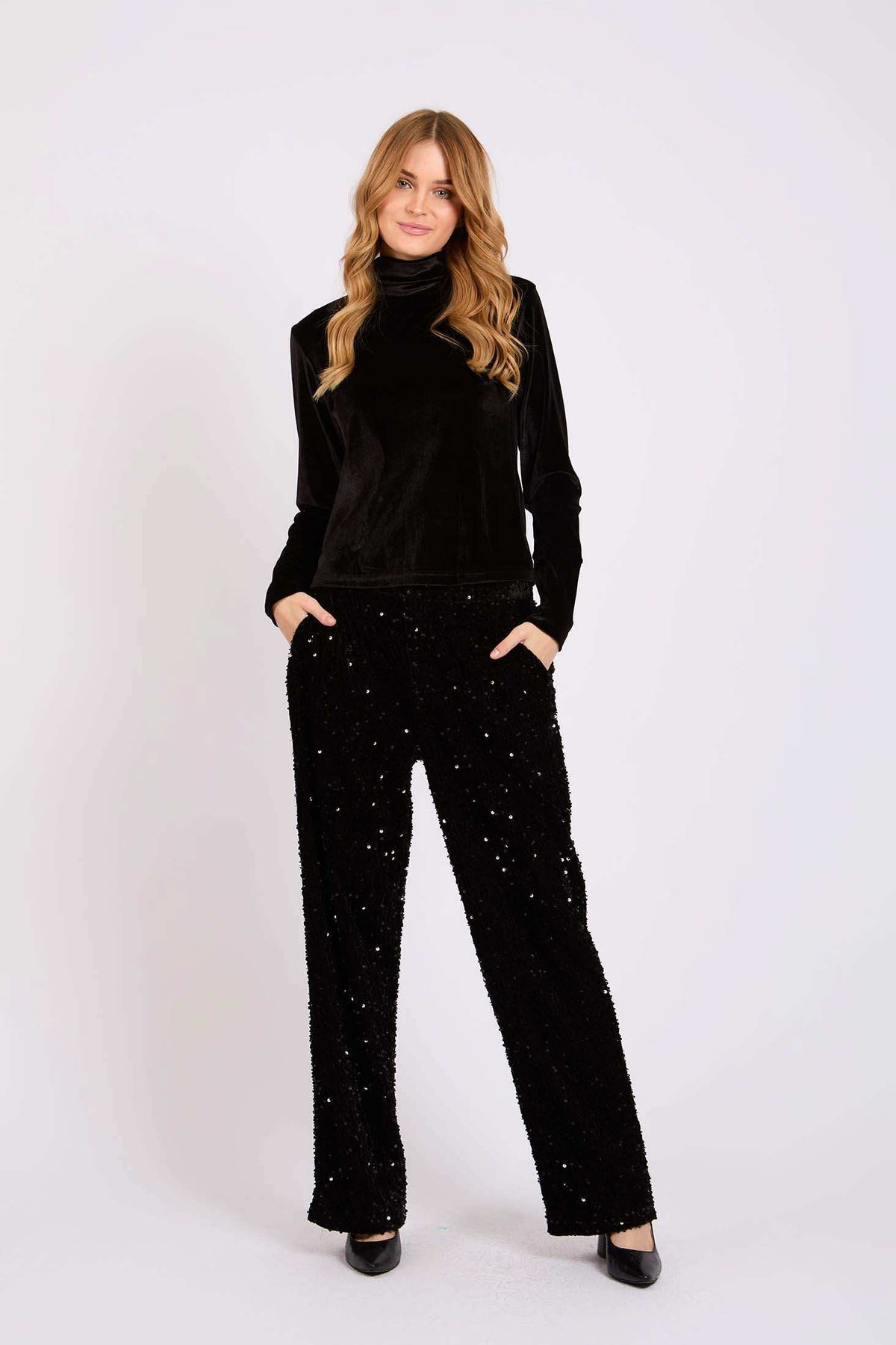 Women Regular Fit Top Black