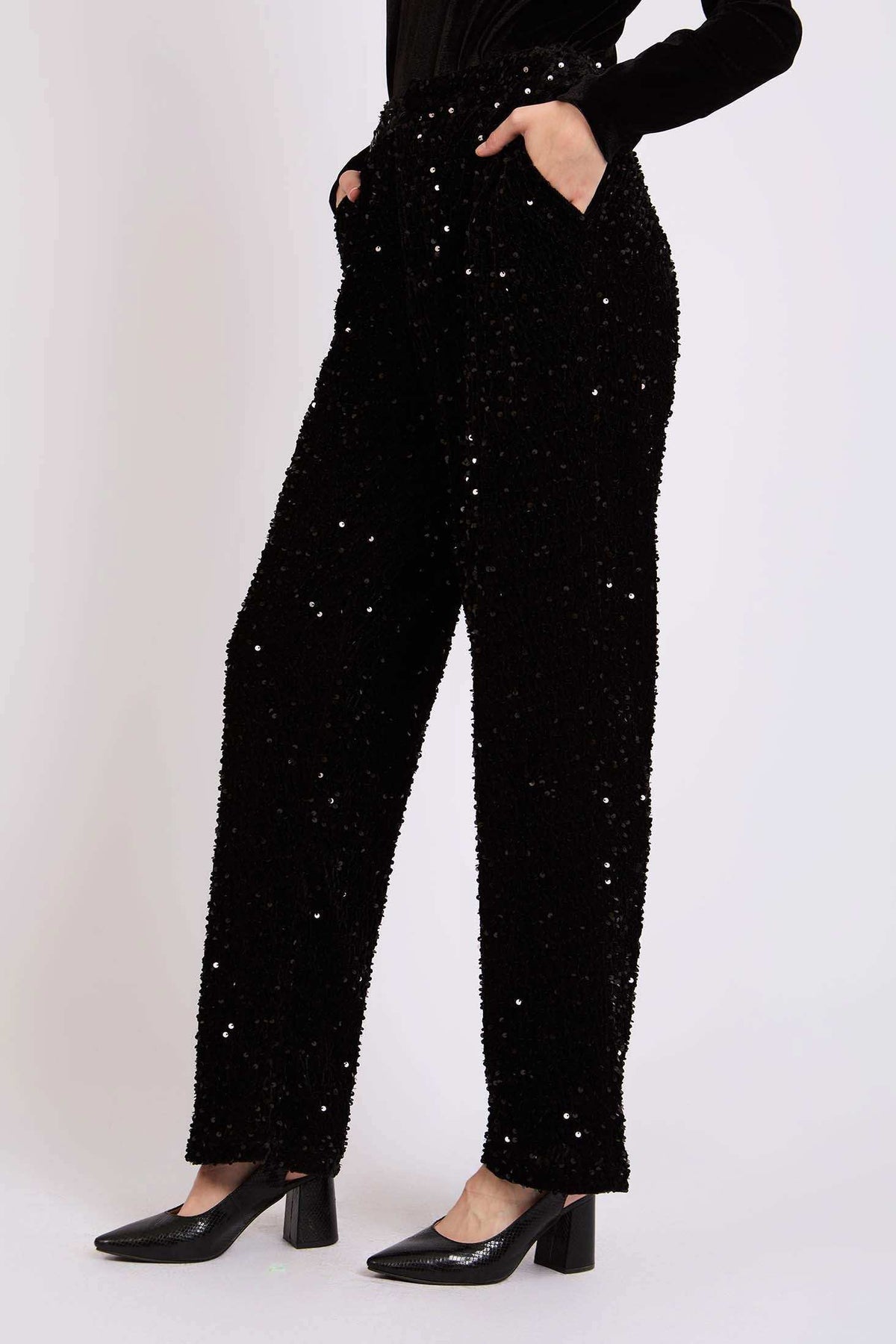 Women Regular Fit Pants Black