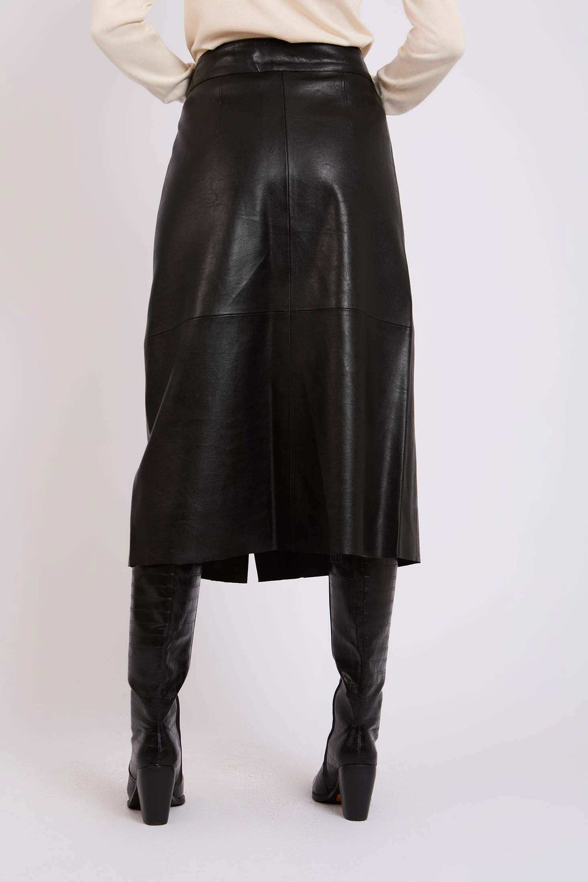 Women Regular Fit Skirt Black